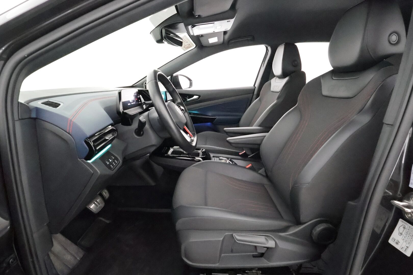 VOLKSWAGEN ID.4 2022 GTX 82kWh ** Adapt.vakkari / Lämpöpumppu / Matrix LED / P.tutkat / Sporttiset Puolinahat / Navi / Apple&Android - 3,99 % KORKOTARJOUS TÄHÄN AUTOON - Digimittari / 2x renkaat / Rattilämmitin