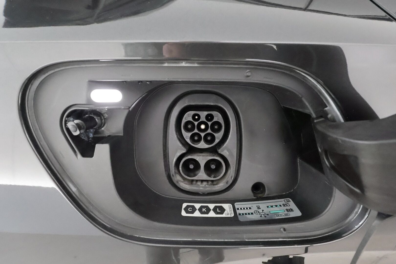 VOLKSWAGEN ID.4 2022 GTX 82kWh ** Adapt.vakkari / Lämpöpumppu / Matrix LED / P.tutkat / Sporttiset Puolinahat / Navi / Apple&Android - 3,99 % KORKOTARJOUS TÄHÄN AUTOON - Digimittari / 2x renkaat / Rattilämmitin