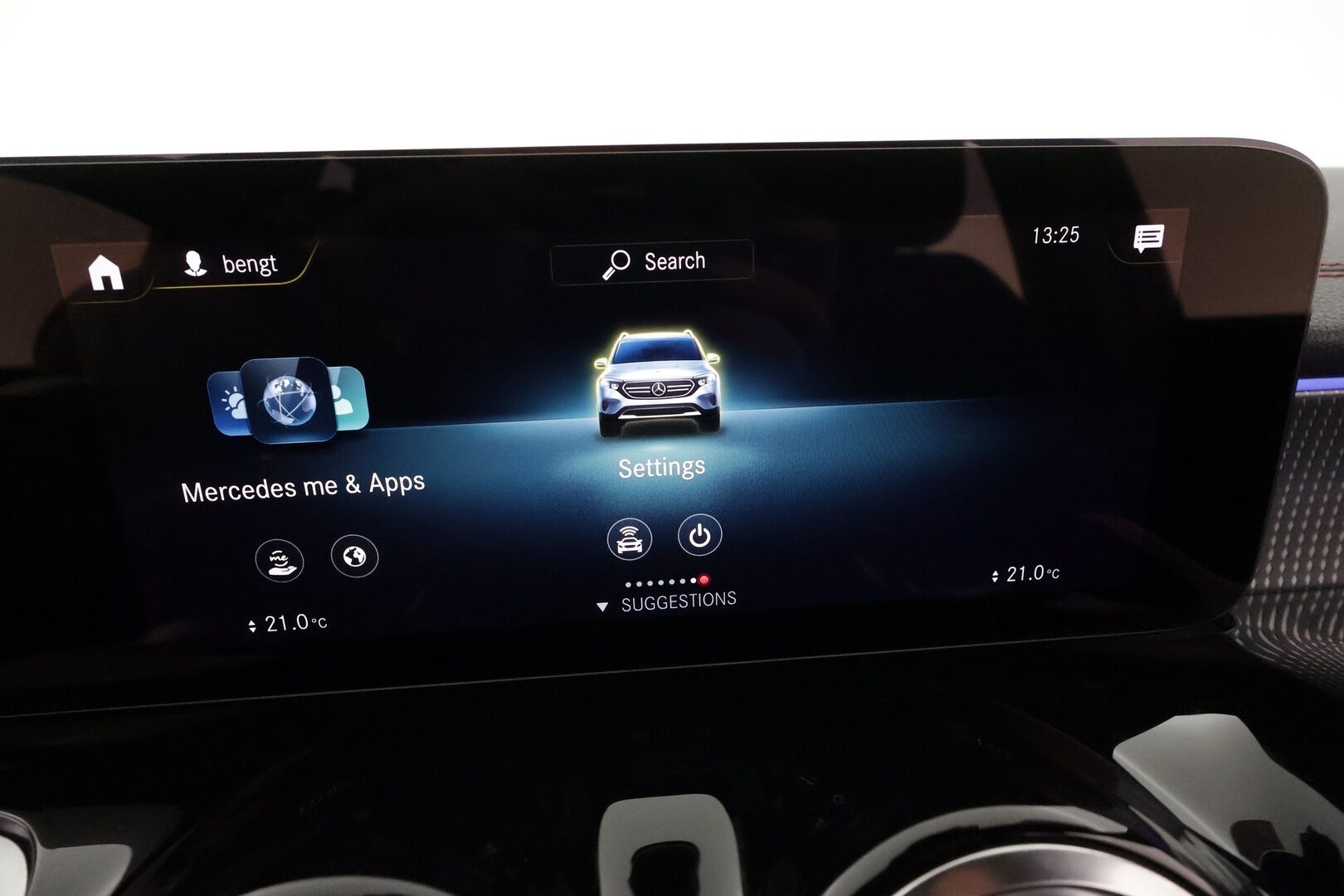 MERCEDES-BENZ EQB 2023 300 4Matic AMG Line *ACC / P.kamera / Muistipenkit / LED High Performance / Nahka-alcantara sisusta / Navi* - 3,99 % KORKOTARJOUS TÄHÄN AUTOON - Akkutesti 96,73%!