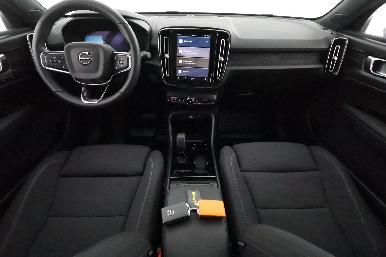 Volvo C40 2022 Twin Motor Intro Edition *ACC / H&K / Lämpöpumppu / 360 kamera / Pilot Assist* - 3,99 % KORKOTARJOUS TÄHÄN AUTOON - SoH 97,87% / Seuraava huolto 2/2026 / Lämpöpumpullinen / Facelift / Erikoisväri / Neliveto