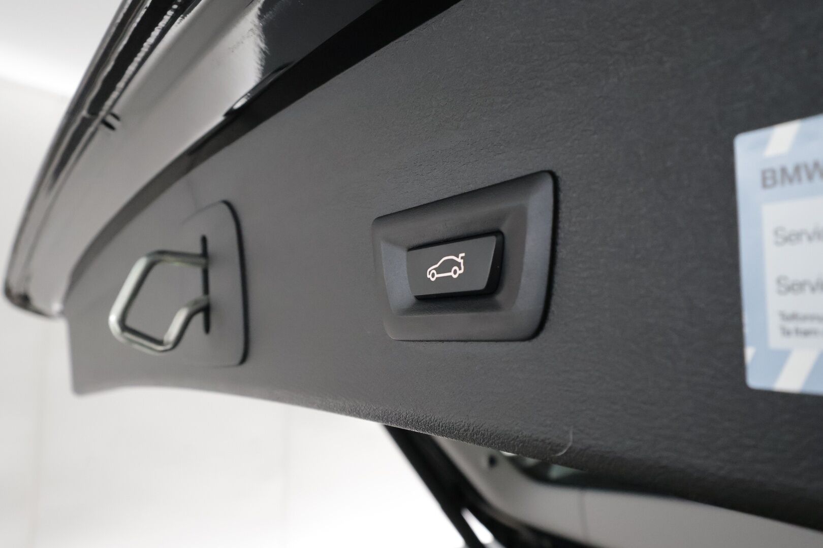 BMW X1 2022 F48 xDrive25e A Business xLine - HUD / Vetokoukku / Navigointi / LED / Puolinahkasisusta / Lisälämmitin / Merkkihuollot!