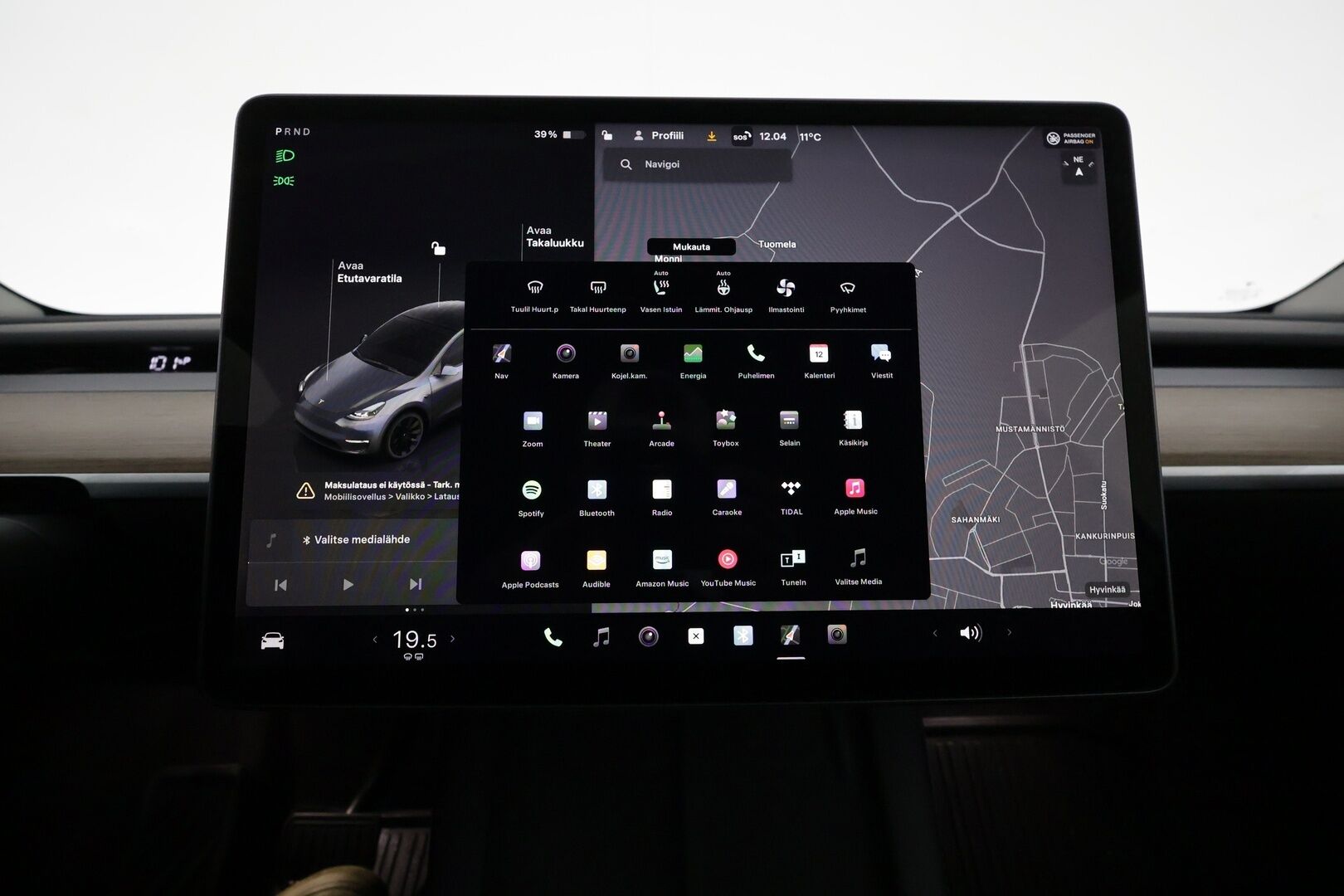 TESLA MODEL Y 2022 Long Range AWD Ryzen AMD **Lasikatto / Lämpöpumppu / Koukku / Adapt.Vakkari / Matrix-LED / P.Kamera / Navi** - 3,99 % KORKOTARJOUS TÄHÄN AUTOON - Nahkaverhoilu / Kaistavahti / Premium Audio / KeylessGO / 2x Renkaat