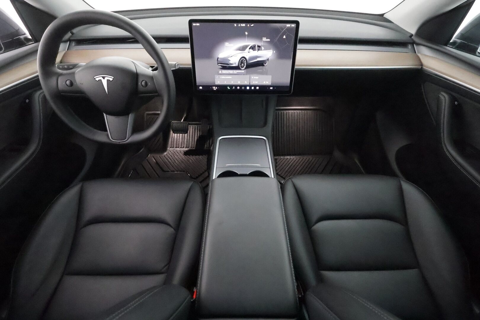 TESLA MODEL Y 2022 Long Range AWD Ryzen AMD **Lasikatto / Lämpöpumppu / Koukku / Adapt.Vakkari / Matrix-LED / P.Kamera / Navi** - 3,99 % KORKOTARJOUS TÄHÄN AUTOON - Nahkaverhoilu / Kaistavahti / Premium Audio / KeylessGO / 2x Renkaat