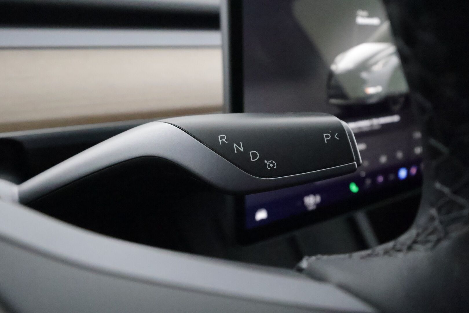 TESLA MODEL Y 2022 Long Range AWD Ryzen AMD **Lasikatto / Lämpöpumppu / Koukku / Adapt.Vakkari / Matrix-LED / P.Kamera / Navi** - 3,99 % KORKOTARJOUS TÄHÄN AUTOON - Nahkaverhoilu / Kaistavahti / Premium Audio / KeylessGO / 2x Renkaat