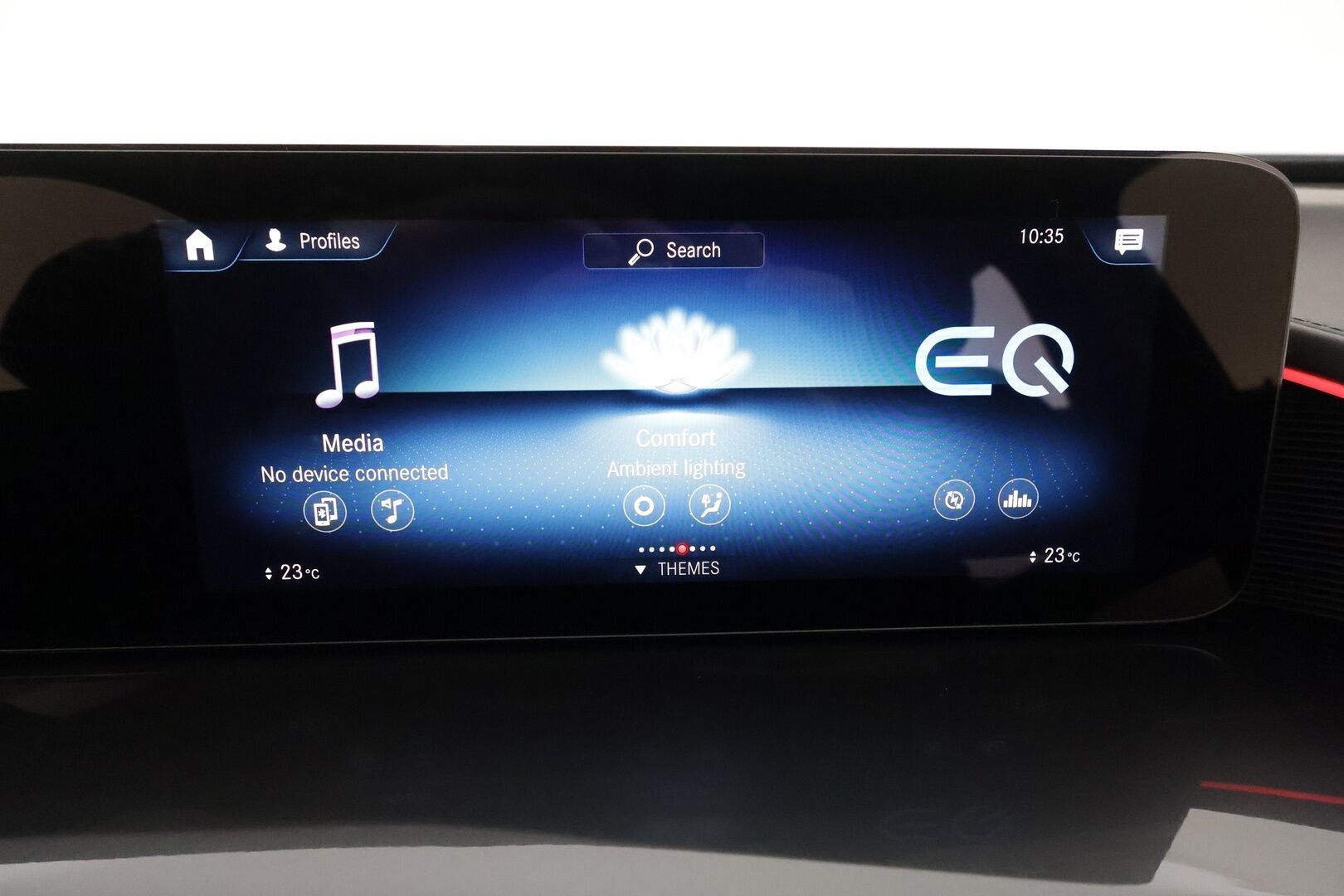 MERCEDES-BENZ EQC 2021 400 4Matic Business **Widescreen / Kattoluukku / Adapt.Vakkari / P.Kamera / LED-valot / Navi / Kaistavahti / KeylessGO** - 3,99 % KORKOTARJOUS TÄHÄN AUTOON - 