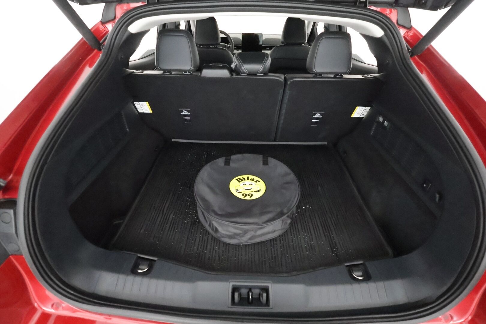 FORD MUSTANG MACH-E 2022 A1 RWD 5-ovinen **Lasikatto / 360° Kamera / Adapt.Vakkari / Bang&Olufsen / Muistipenkki / LED-valot / Navi** - 3,99 % KORKOTARJOUS TÄHÄN AUTOON - Kaistavahti / Digimittaristo / KeylessGO / 2x Renkaat