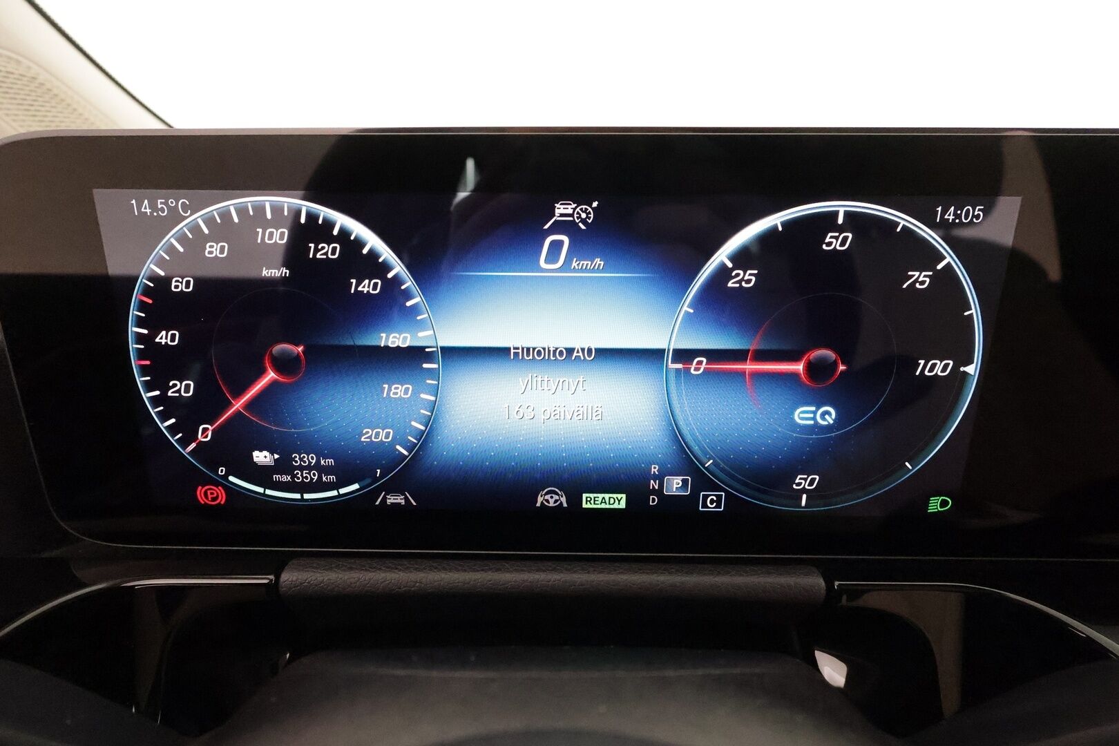 MERCEDES-BENZ EQA 2022 350 4Matic **Widescreen / Panorama / 360° Kamera / Adapt.Vakkari / Muistpenkki / LED-High Performance / Navi** - 3,99 % KORKOTARJOUS TÄHÄN AUTOON - Kaistavahti / KeylessGO / Akku kuntotarkastettu / Juuri Huollettu!
