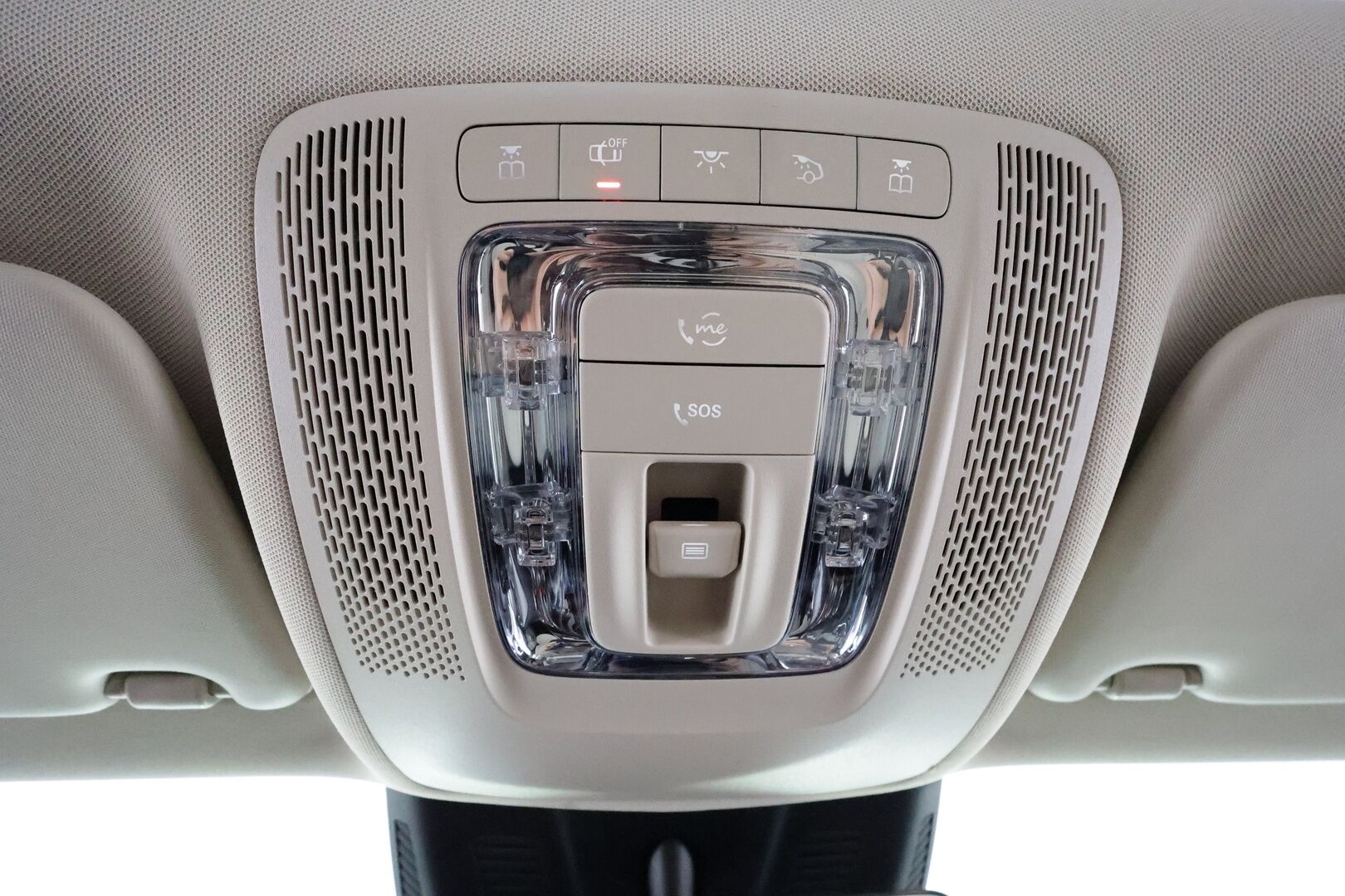 MERCEDES-BENZ EQA 2022 350 4Matic **Widescreen / Panorama / 360° Kamera / Adapt.Vakkari / Muistpenkki / LED-High Performance / Navi** - 3,99 % KORKOTARJOUS TÄHÄN AUTOON - Kaistavahti / KeylessGO / Akku kuntotarkastettu / Juuri Huollettu!