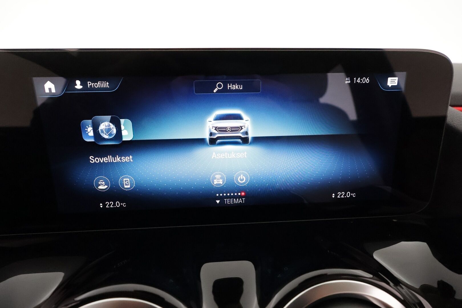 MERCEDES-BENZ EQA 2022 350 4Matic **Widescreen / Panorama / 360° Kamera / Adapt.Vakkari / Muistpenkki / LED-High Performance / Navi** - 3,99 % KORKOTARJOUS TÄHÄN AUTOON - Kaistavahti / KeylessGO / Akku kuntotarkastettu / Juuri Huollettu!