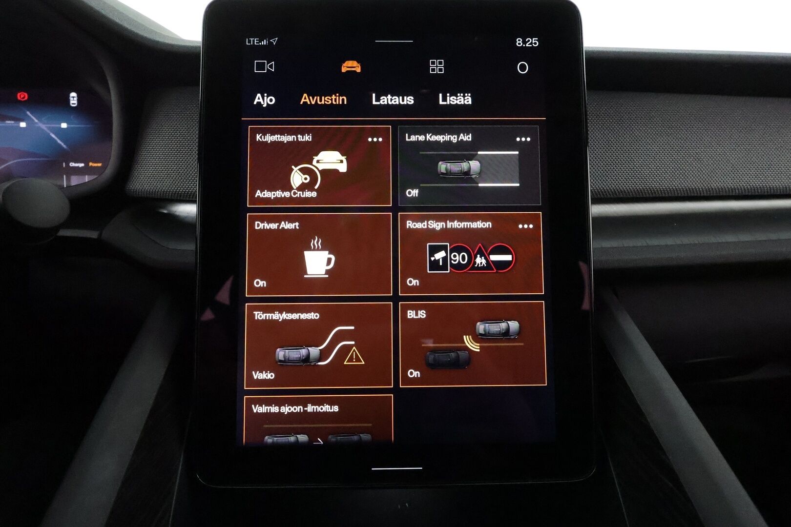 POLESTAR 2 2022 Standard Range Single Motor, 170kW ** Pilot&Plus / Lasikatto / 360° / Lämpöpumppu ** - Pixel-LED / Harman/Kardon / Google Maps / Kaistavahti / KeylessGO / 2x Renkaat / Akku kuntotarkastettu
