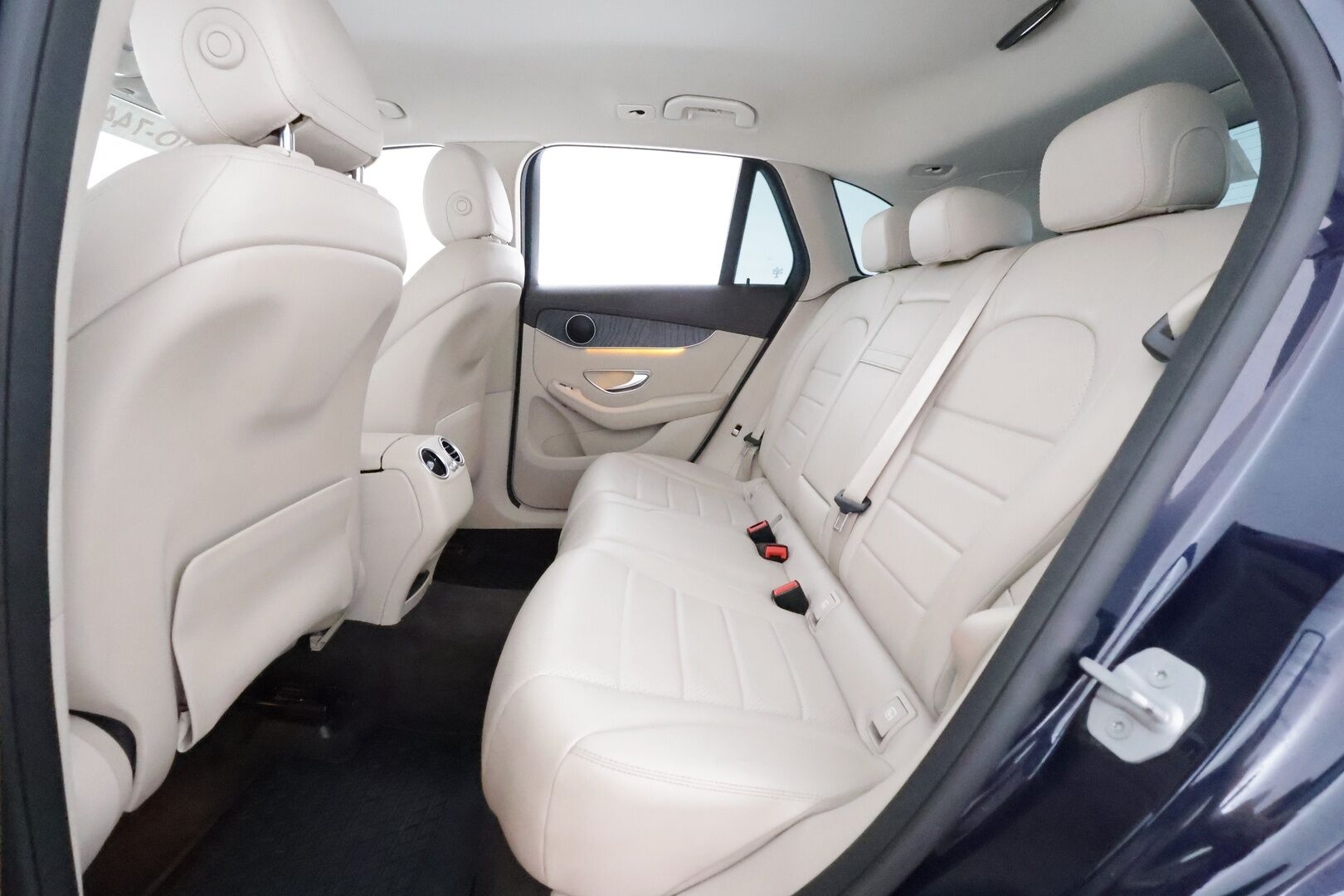 MERCEDES-BENZ GLC 2016 220 d 4MATIC 9G-Tronic - 3,99 % KORKOTARJOUS TÄHÄN AUTOON - * Koukku / Adapt.LED / Sporttipenkit / P.Tutkat / Navi / 2x Renkaat *