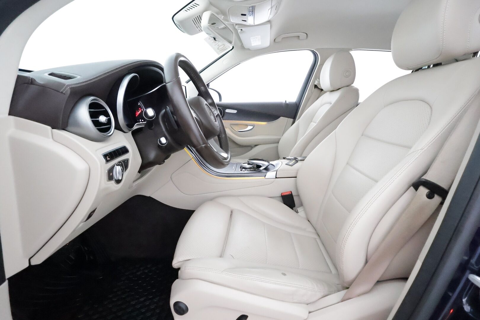 MERCEDES-BENZ GLC 2016 220 d 4MATIC 9G-Tronic - 3,99 % KORKOTARJOUS TÄHÄN AUTOON - * Koukku / Adapt.LED / Sporttipenkit / P.Tutkat / Navi / 2x Renkaat *