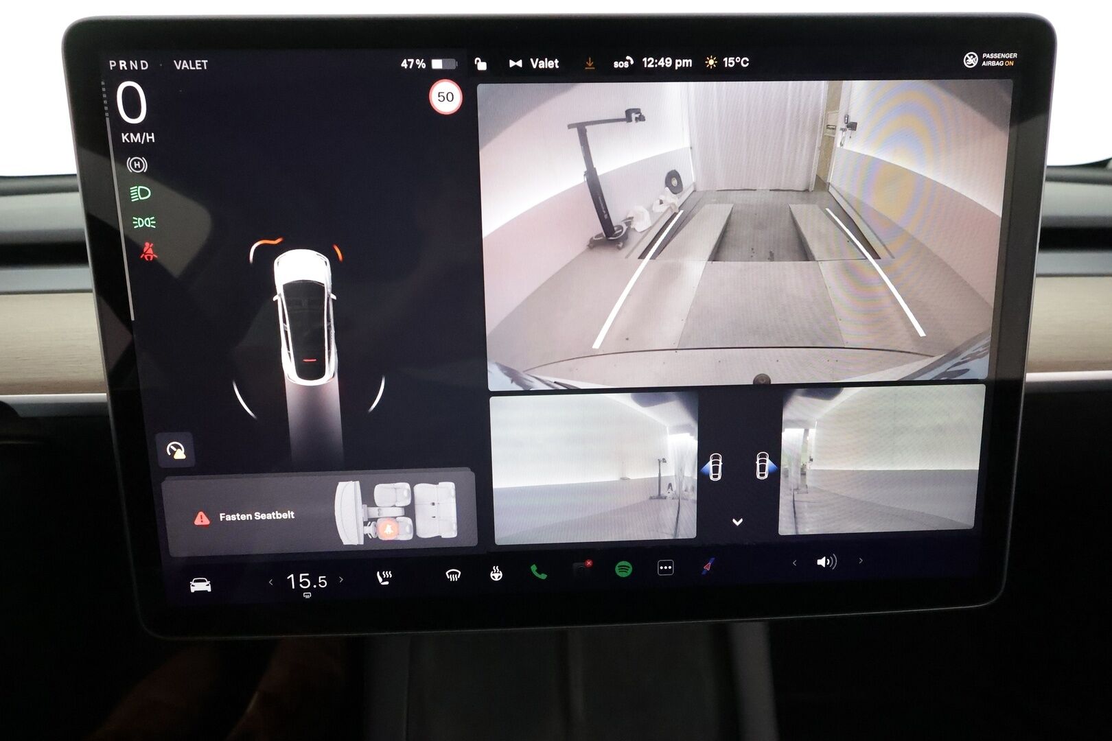 TESLA MODEL Y 2022 Long Range AWD Ryzen AMD **Lasikatto / Lämpöpumppu / Koukku / Adapt.Vakkari / Matrix-LED / Muistipenkki / P.Kamera*** - 3,99 % KORKOTARJOUS TÄHÄN AUTOON - Premium Audio / Navi / Kaistavahti / KeylessGO / 2x renkaat