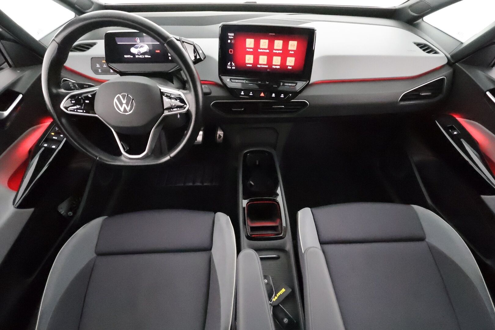 VOLKSWAGEN ID.3 2021 Pro S Tour 150 kW, akku 77 kWh, 5-paikkainen - Lämpöpumppu / HUD / Adapt.Vakkari / Peruutuskamera / iQ Matrix Led / Hieronta / Ratinlämmitys / Huippuvarusteet!