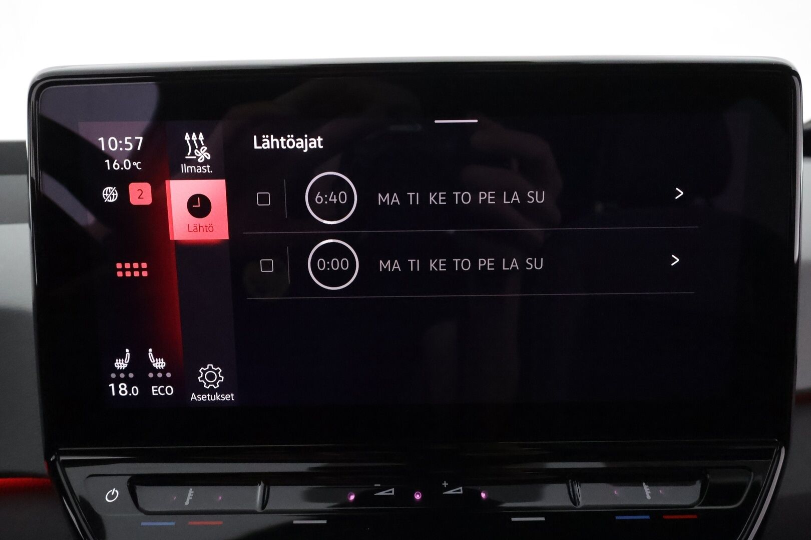 VOLKSWAGEN ID.3 2021 Pro S Tour 150 kW, akku 77 kWh, 5-paikkainen - Lämpöpumppu / HUD / Adapt.Vakkari / Peruutuskamera / iQ Matrix Led / Hieronta / Ratinlämmitys / Huippuvarusteet!