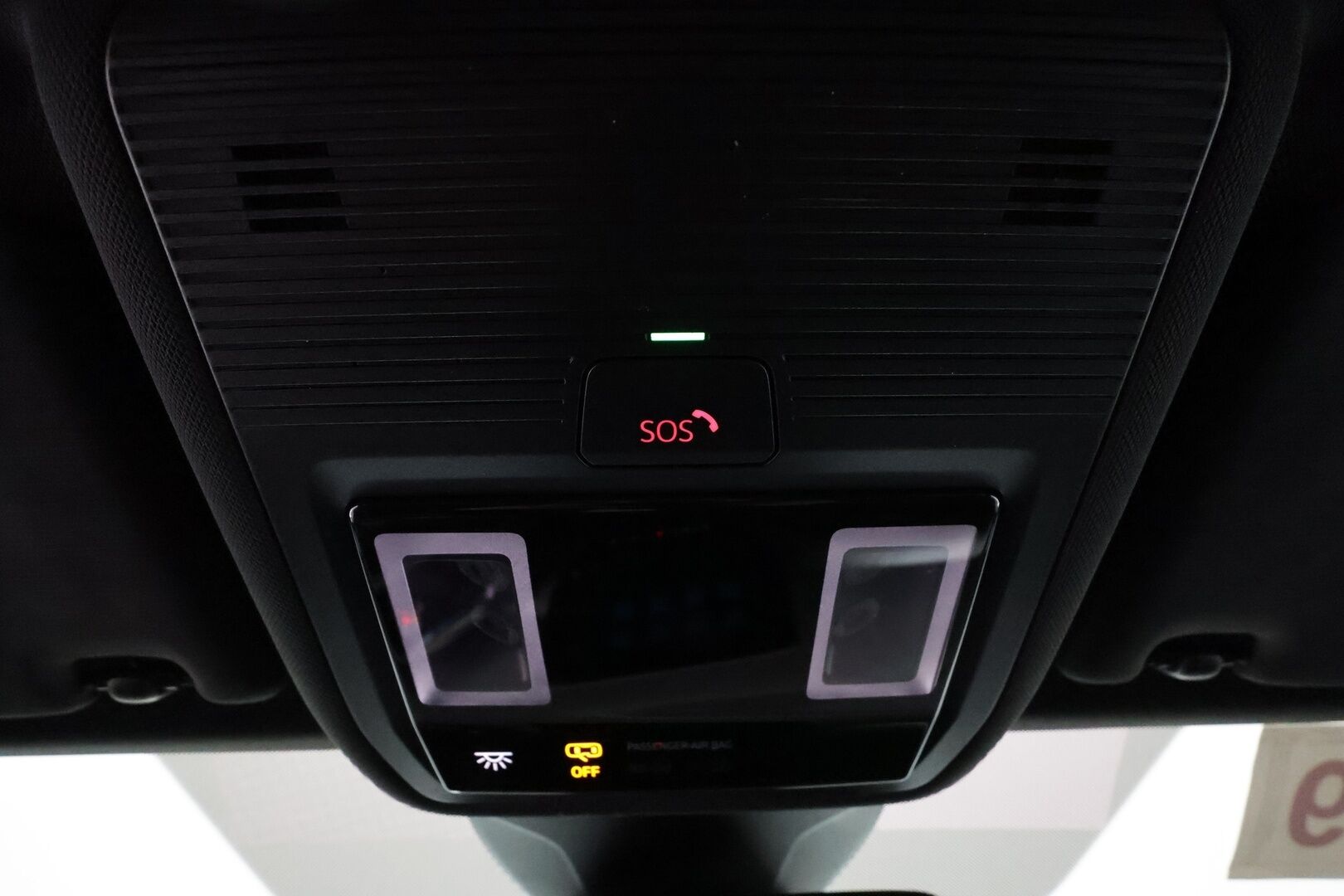 VOLKSWAGEN ID.4 2021 150kW Pro Performance **Lämpöpumppu / Koukku / Adapt.Vakkari / P.Kamera / LED-valot / Kaistavahti / Navi** - KeylessGO / 2x Renkaat / Akku Kuntotarkastettu!