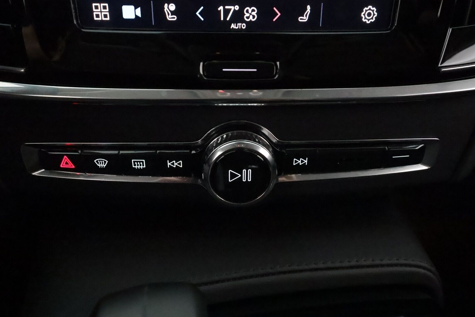 Volvo V90 2023 T6 350 AWD Core Bright Auto **Koukku / Adapt.Vakkari / P.kamera / LED-valot / Kaistavahti / Google Maps / KeylessGO** - Juuri huollettu / Facelift / Hieno kuntoinen / Akku kuntotarkastettu / 2x Renkaat - HULLUT BLACKWEEK JATKOT - KORKOTARJOUS 2,49%