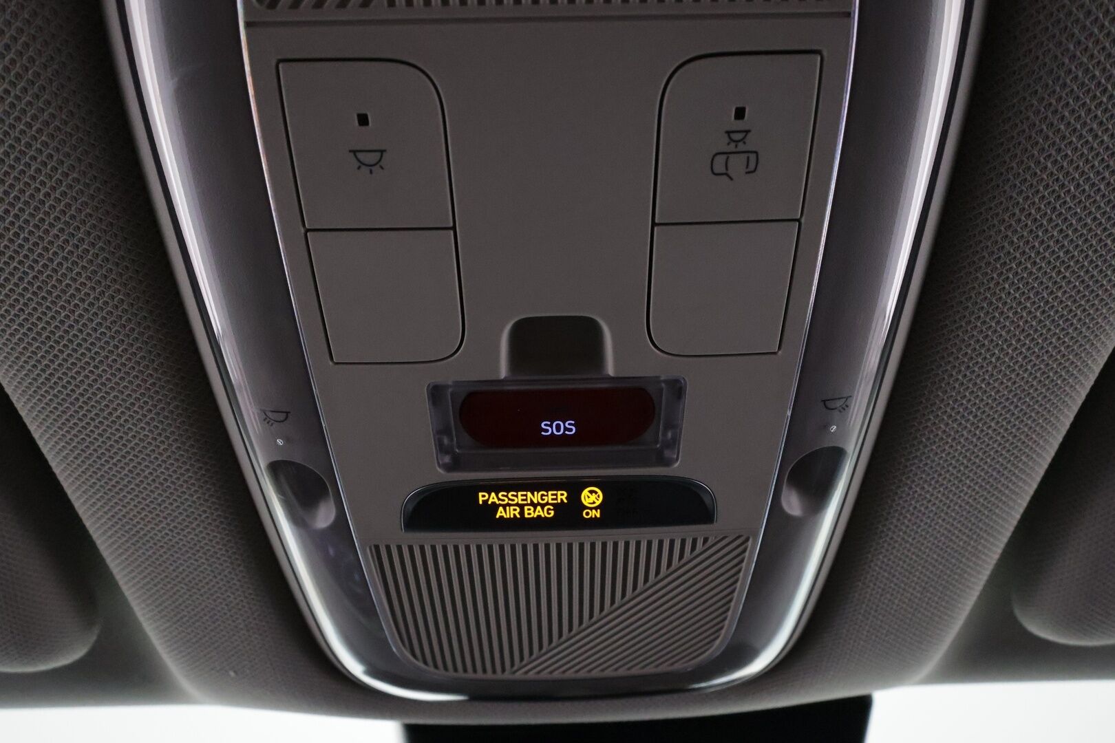 HYUNDAI IONIQ 5 2022 73kWh 305hv Advanced AWD ** Lämpöpumppu / HUD / Adapt.vakkari / Bose / 360 kamera / Koukku / Muistipenkki - Akku kuntotarkastettu / Apple&Android / Keyless 