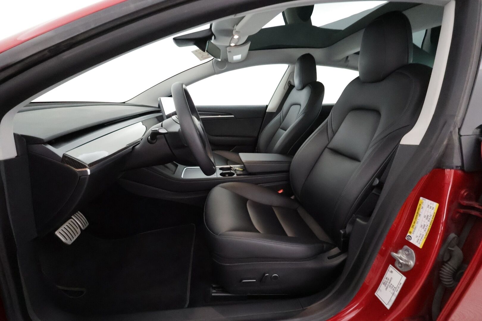 TESLA MODEL 3 2022 Performance *ILP / Lasikatto / Acc / Matrix-LED / Muistipenkki / Kamera / Nav / Kaistavahti / Premium Audio / Nahkaverhoilu / Keyless* - 3,99 % KORKOTARJOUS TÄHÄN AUTOON - 31.5. ASTI! - ALV-vähennyskelpoinen / Siistikuntoinen / Koti- ja Kauppakeskus laturit