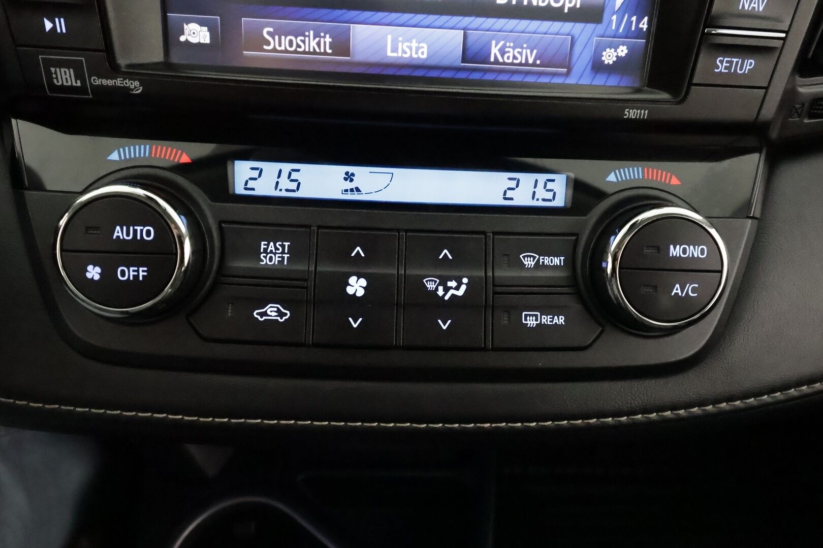 TOYOTA RAV4 2016 AWD 2.5 Hybrid Executive ** Adapt.vakkari / P.kamera / Kattoluukku / Nahkasisusta / Keyles / Navi