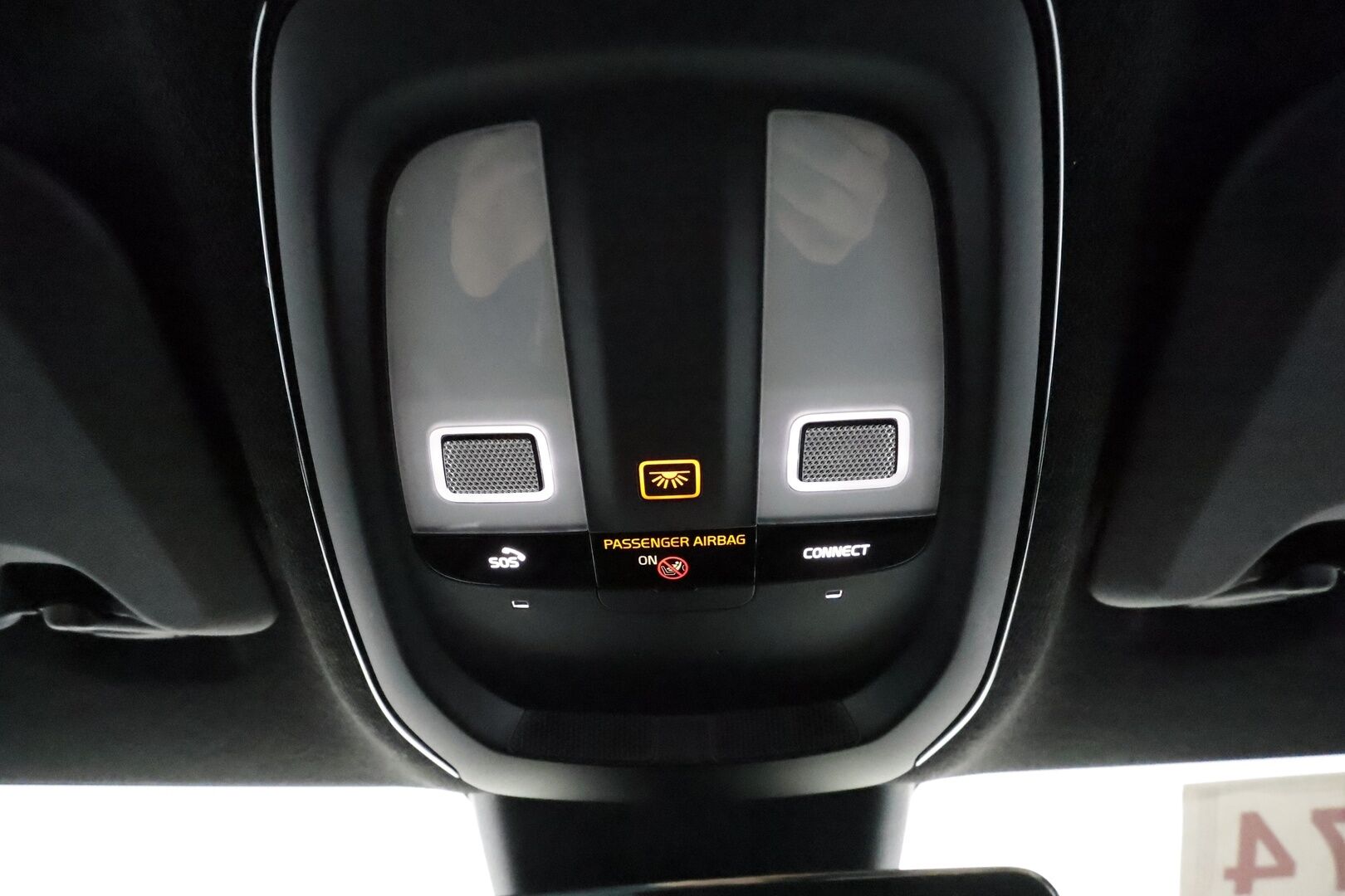 POLESTAR 2 2022 Standard Range Single Motor, 165kW, 64kWh ** Pilot & Plus / Lämpöpumppu / Panorama / H&K / 360 kamera / Pixel LED - 3,99 % KORKOTARJOUS TÄHÄN AUTOON - Akku kuntotarkastettu / Muistipenkki / Apple&Android / Keyless / Sporttipenkit