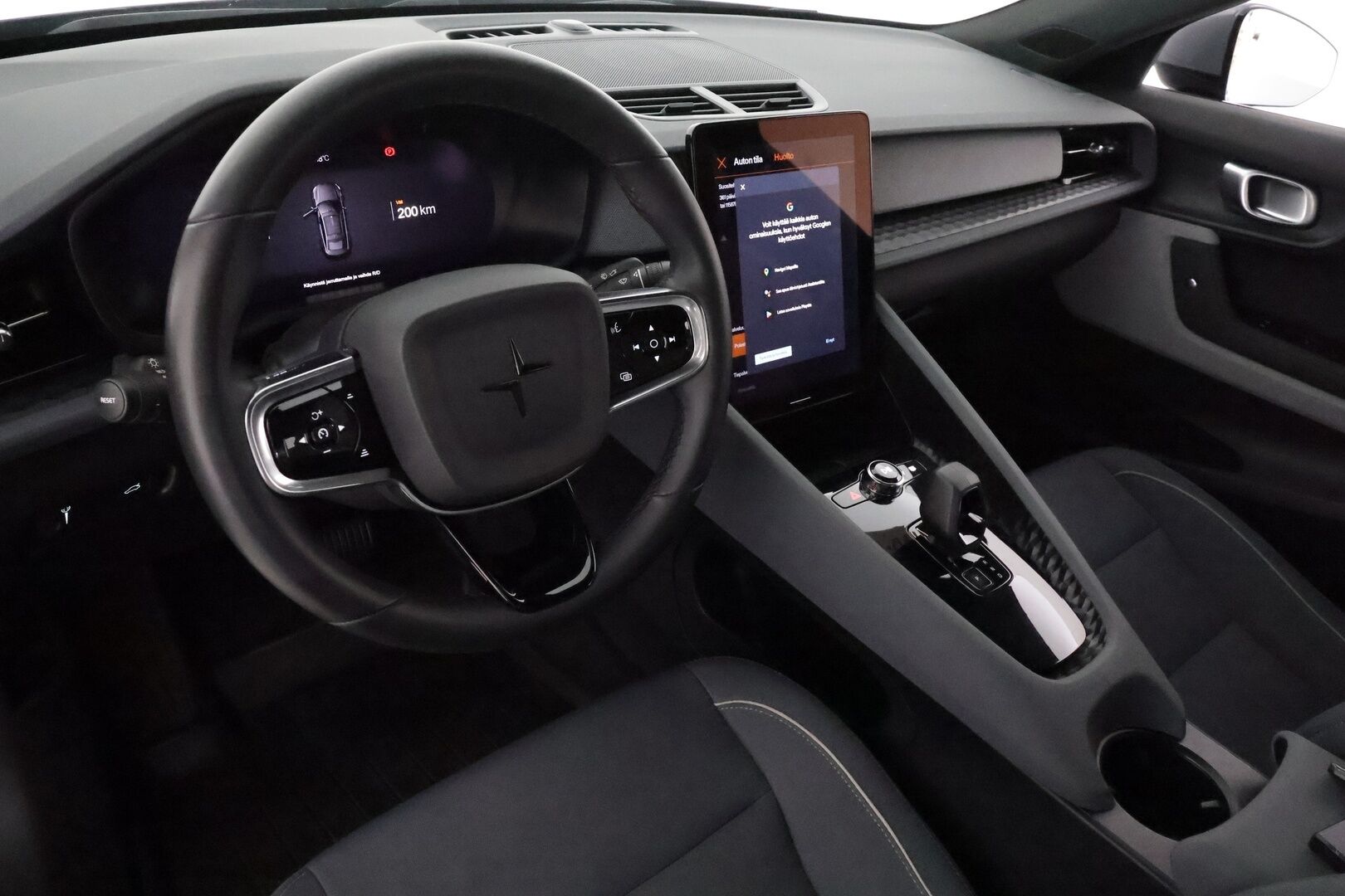 POLESTAR 2 2022 Long Range Single Motor, 78kWh - 3,99 % KORKOTARJOUS TÄHÄN AUTOON - 31.5. ASTI! - Vetokoukku / Pilot / Pixel LED / 360-Kamera / Adapt.Vakkari / Google Maps / Kahdet renkaat aluvantein / Akku kuntotarkistettu!