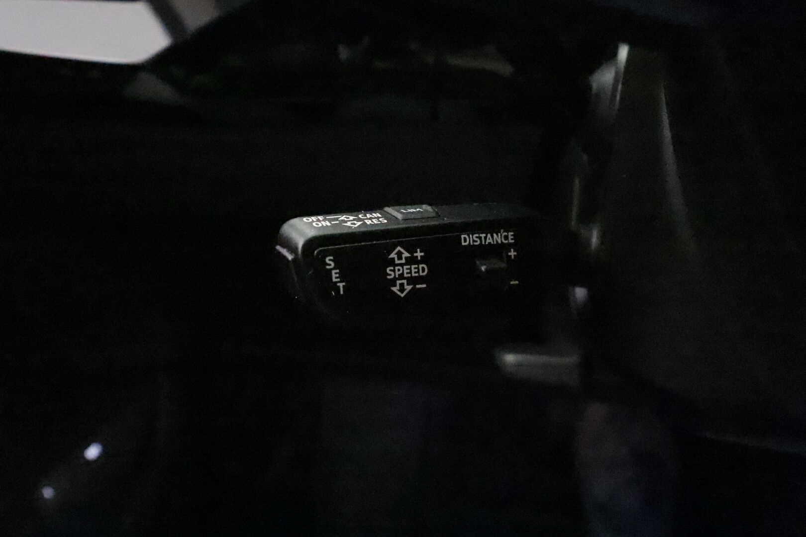AUDI E-TRON 2021 Advanced 55 quattro **Adapt. vakkari / Navi / Ilma-alusta / Muistipenkki / P.kamera / Kaistavahti** - 3,99 % KORKOTARJOUS TÄHÄN AUTOON - Akku kuntotarkistettu!