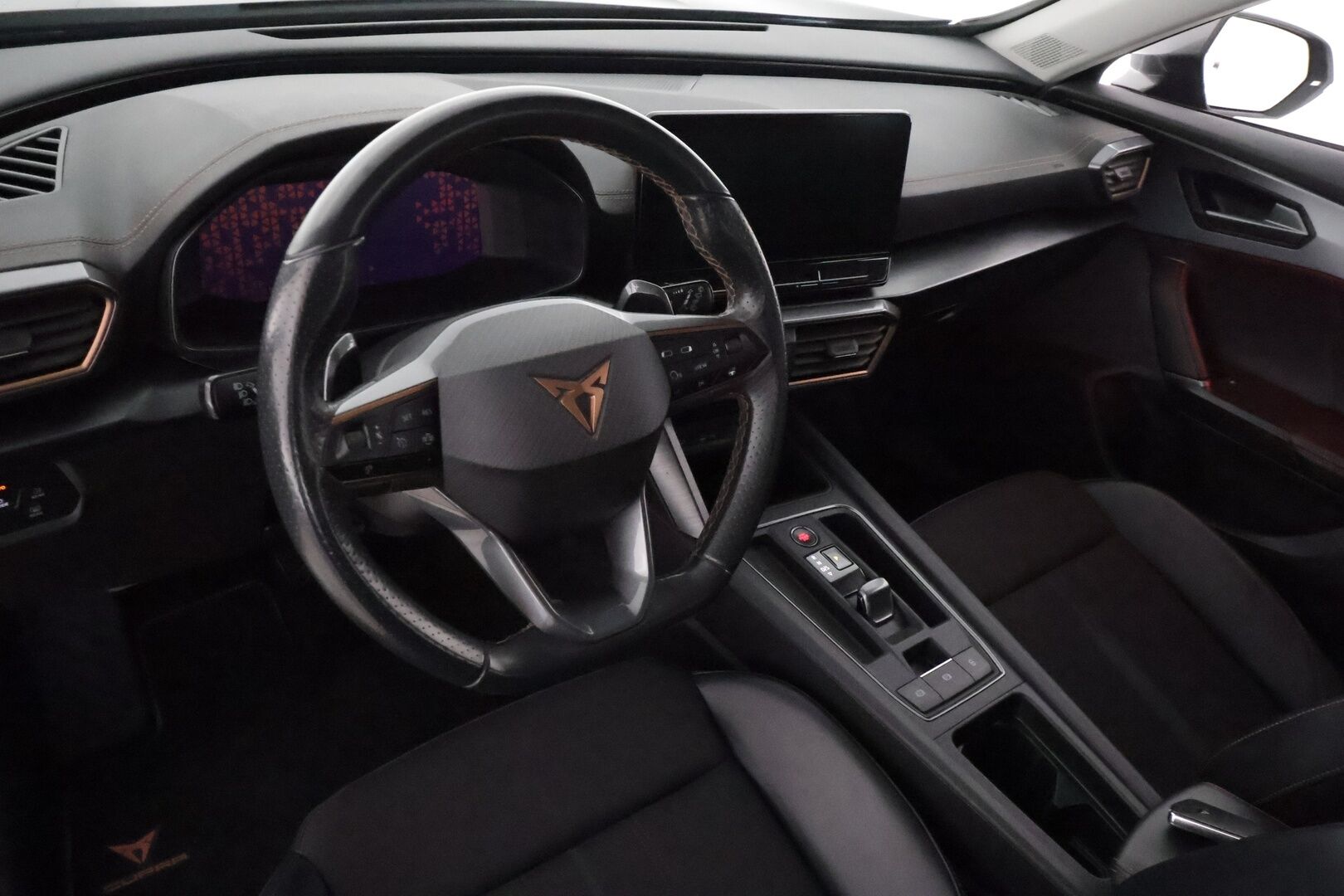 CUPRA FORMENTOR 2022 1.4 PHEV 150 kW e-HYBRID DSG - Adapt.Vakkari / Digimittari / Peruutuskamera / Vetokoukku / Merkkihuollot / KeylessGo / Apple&Android!