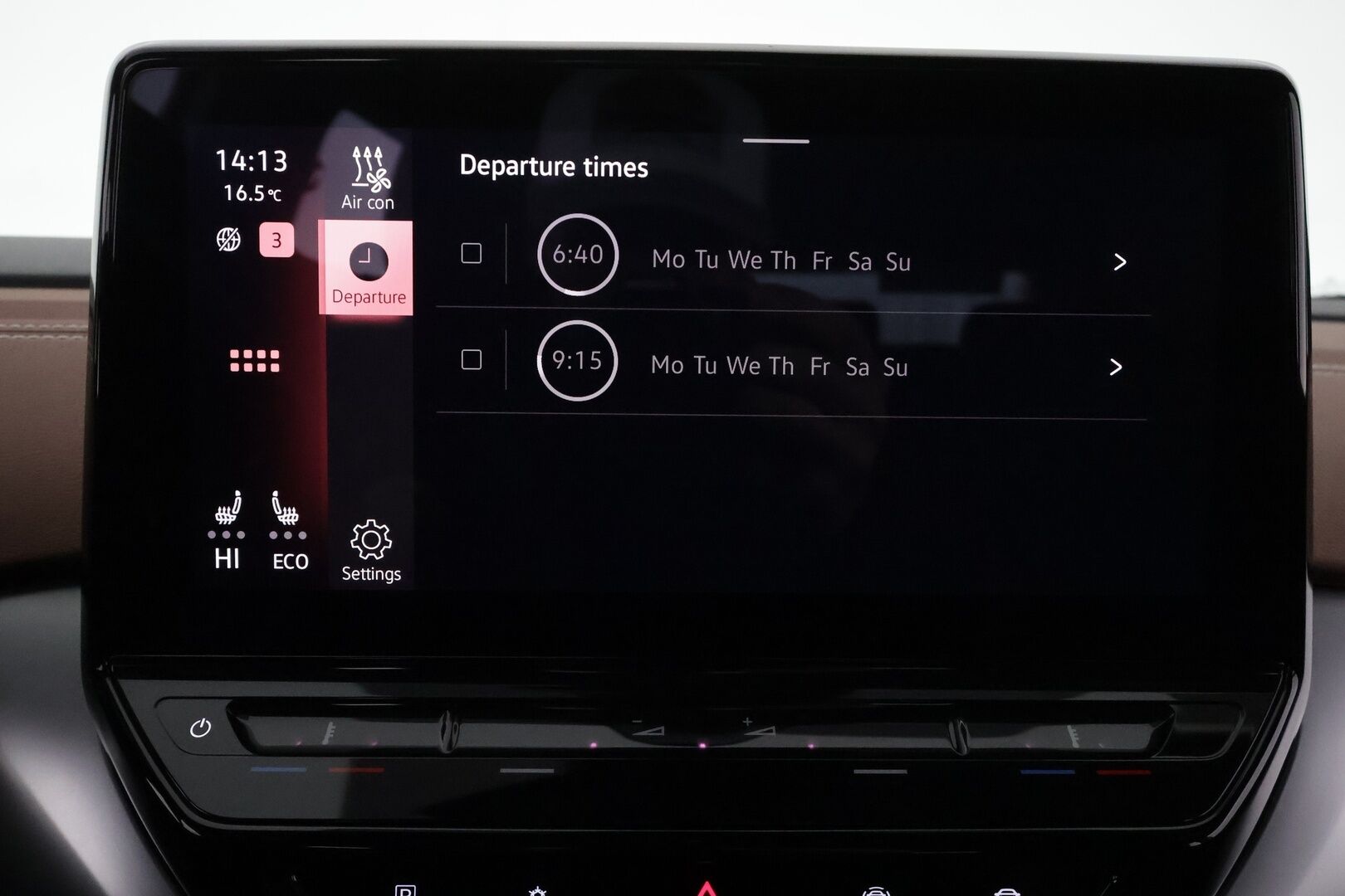VOLKSWAGEN ID.4 2021 Pro Performance 150 kW, akku 77 kWh **Lämpöpumppu / Matrix LED / Adapt.Vakkari / Peruutuskamera / Vetokoukku** - Akku kuntotarkistettu! / Nahka-Alcantara / Navi / Huippuvarusteet!