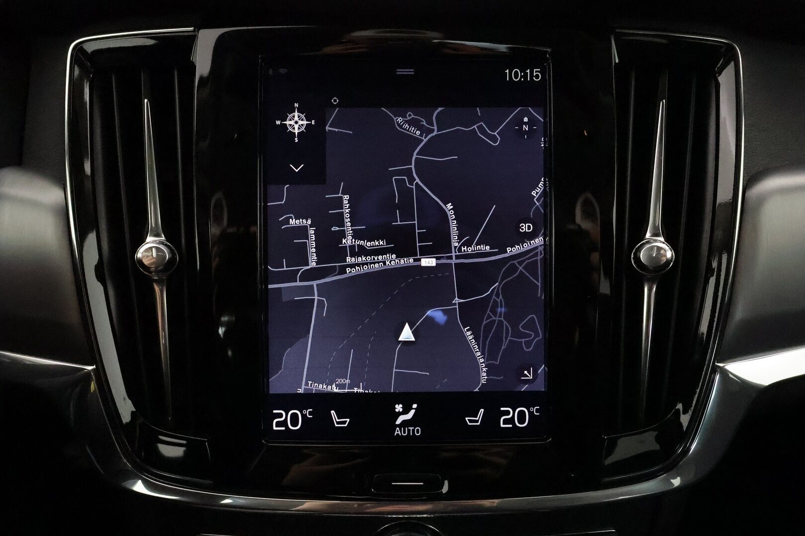 Volvo S90 2018 D4 AWD Geatronic Momentum Advanced **Webasto / Koukku / Full LED / Adapt.vakkari / Puolinahat** - 3,99 % KORKOTARJOUS TÄHÄN AUTOON - 31.5. ASTI! - Merkkihuollettu / Keyless / VOC