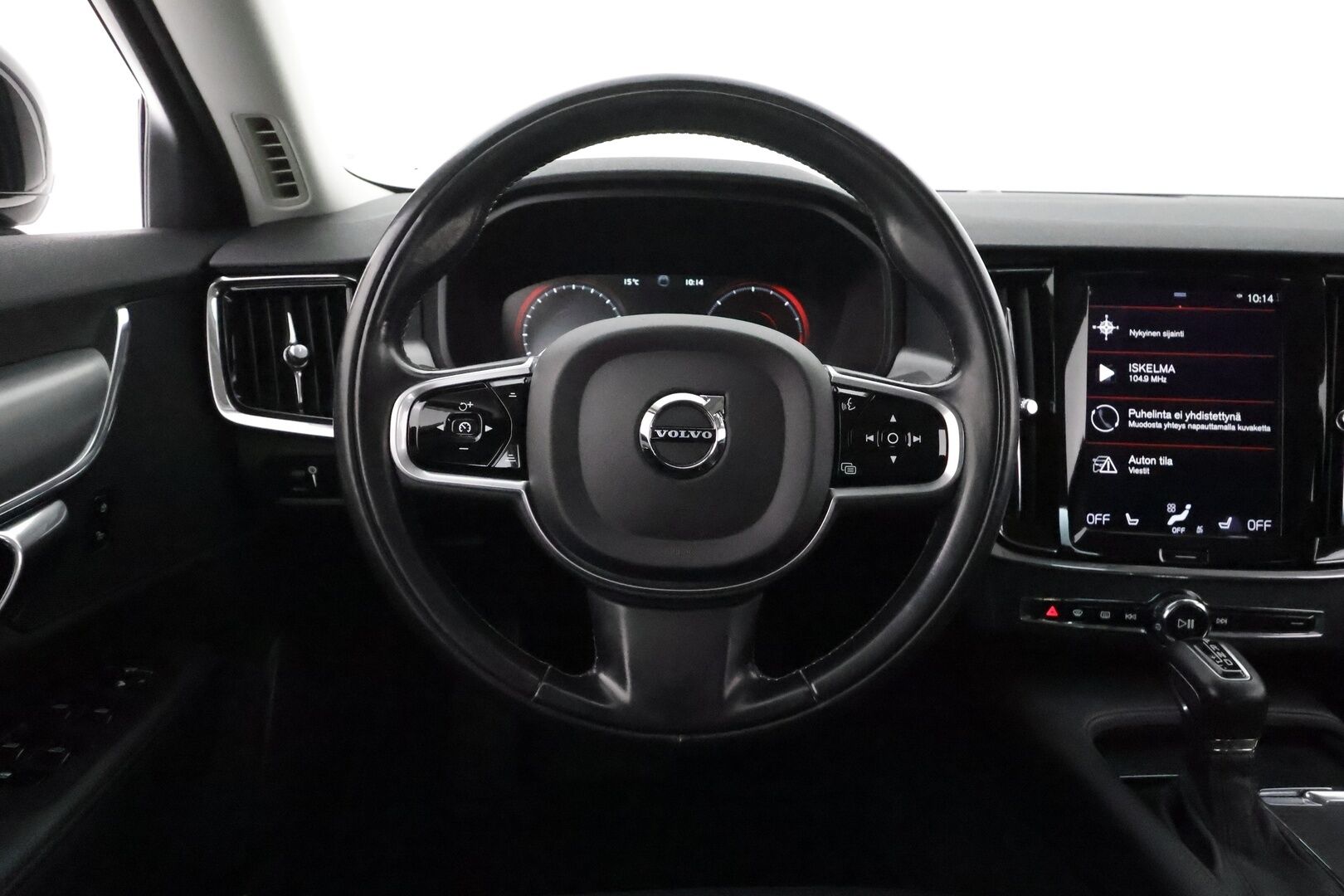 Volvo S90 2018 D4 AWD Geatronic Momentum Advanced **Webasto / Koukku / Full LED / Adapt.vakkari / Puolinahat** - 3,99 % KORKOTARJOUS TÄHÄN AUTOON - 31.5. ASTI! - Merkkihuollettu / Keyless / VOC