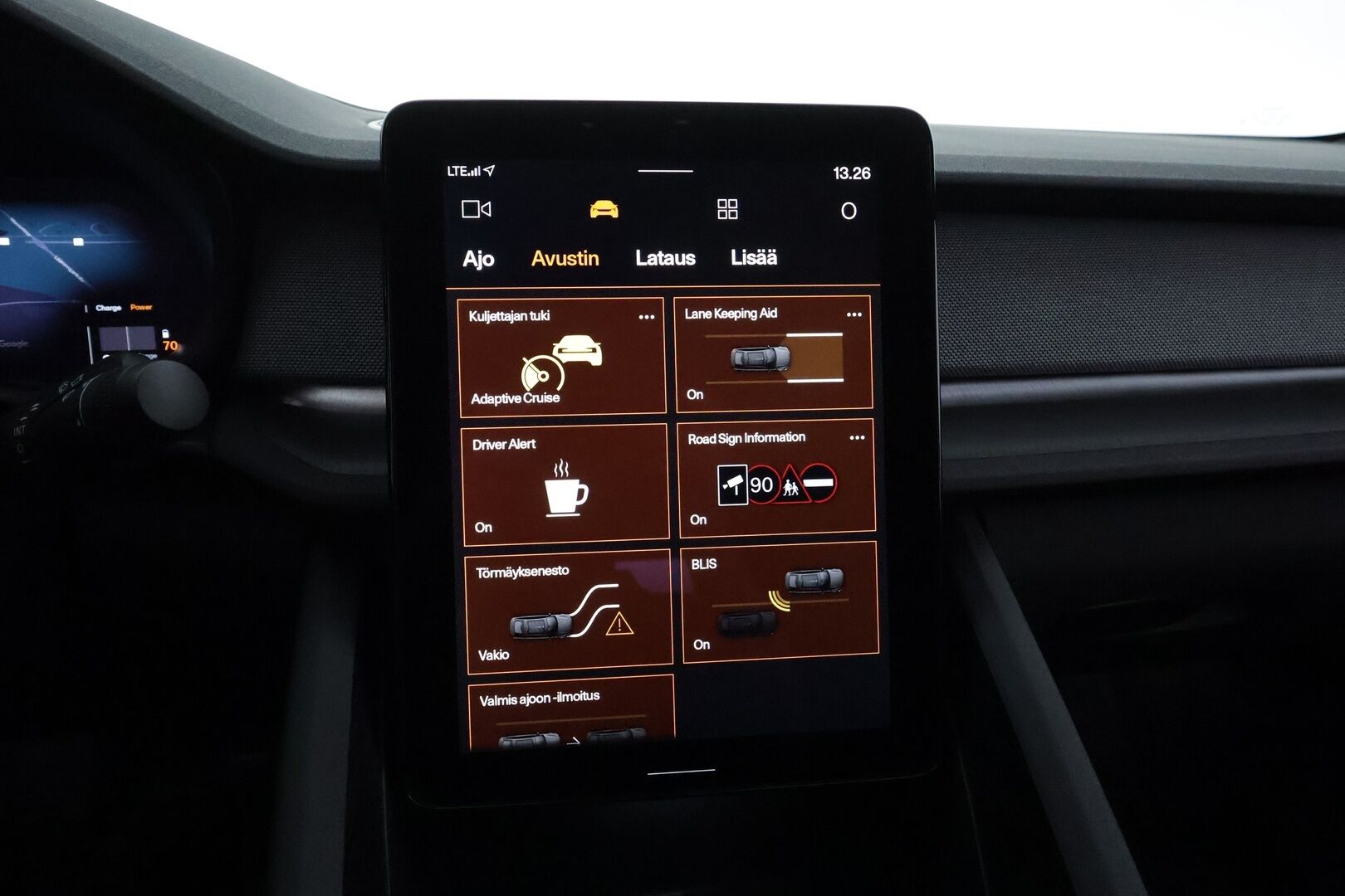POLESTAR 2 2022 Single Motor Pilot/Plus**Lasikatto / 360° Kamera / Adapt.Vakkari / Pixel-LED / Sporttipenkki Muistilla / Harman/Kardon** - Google Maps / Kaistavahti / KeylessGO / 2x Renkaat