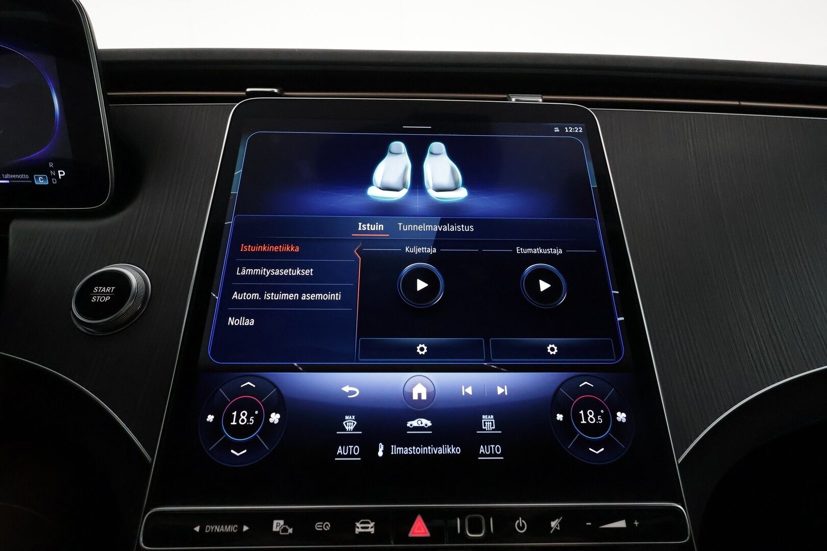 MERCEDES-BENZ EQE 2022 350+ AMG Style ** Digital-LED / Ilma-alusta / Adapt.Vakkari / Panorama / 360° Kamera / HUD / Burmester / KeylessGO ** - 3,99 % KORKOTARJOUS TÄHÄN AUTOON - 2x Renkaat / Akku Kuntotarkistettu!
