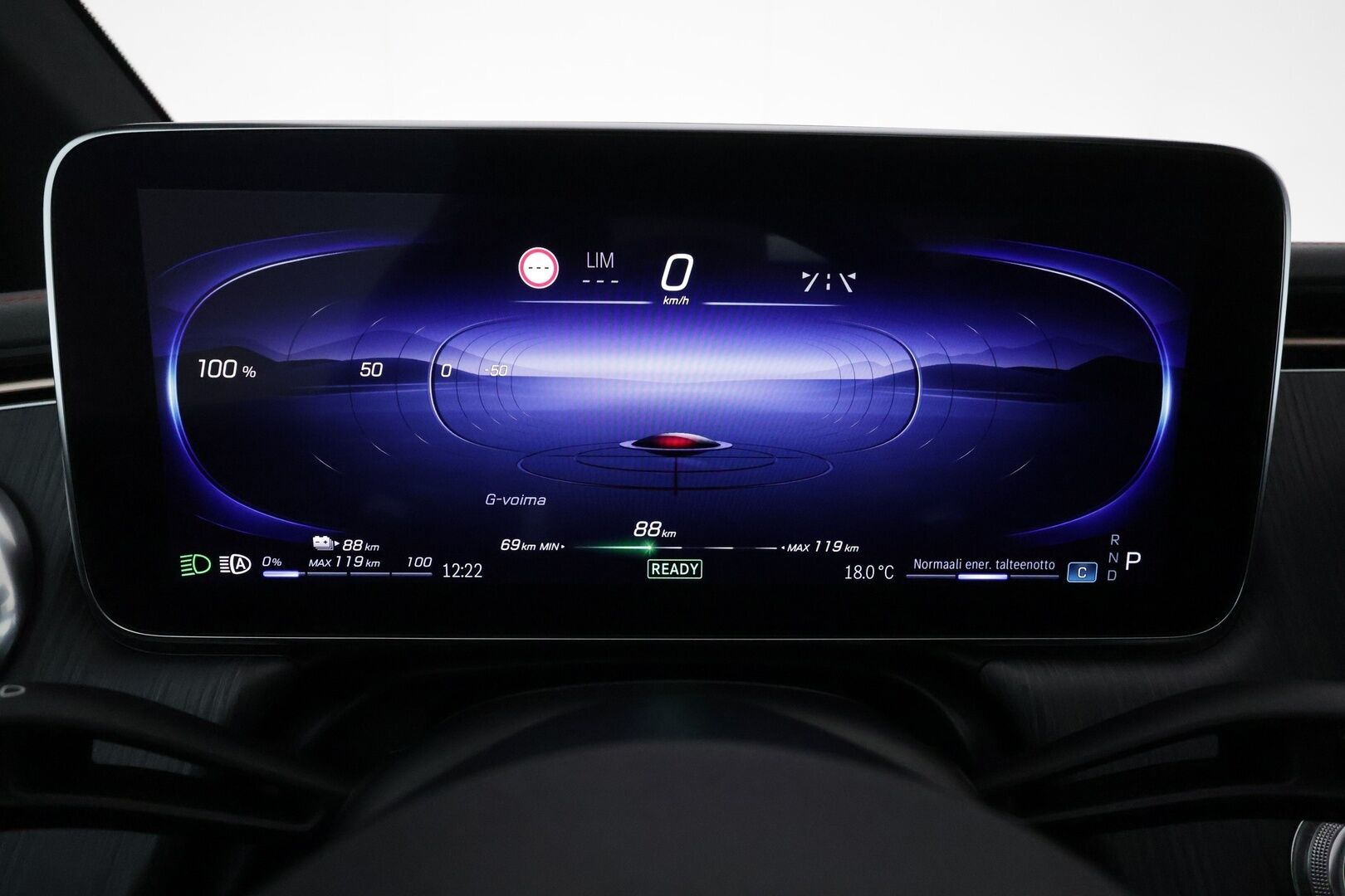 MERCEDES-BENZ EQE 2022 350+ AMG Style ** Digital-LED / Ilma-alusta / Adapt.Vakkari / Panorama / 360° Kamera / HUD / Burmester / KeylessGO ** - 3,99 % KORKOTARJOUS TÄHÄN AUTOON - 2x Renkaat / Akku Kuntotarkistettu!