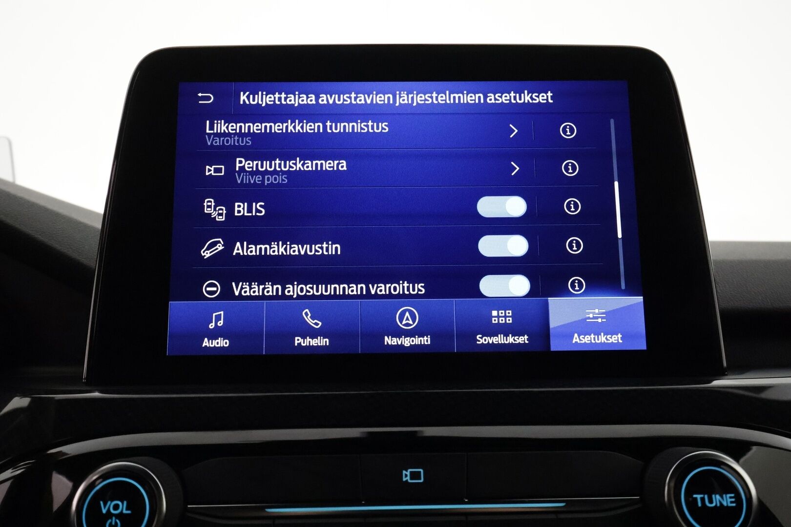 FORD KUGA 2023 2,5 Ladattava hybridi (PHEV)  CVT FWD ST-Line X ** HUD / Adapt.Vakkari / P.Kamera / LED-valot / Bang&Olufsen / Navi ** - 3,99 % KORKOTARJOUS TÄHÄN AUTOON - Akku Kuntotarkistettu!