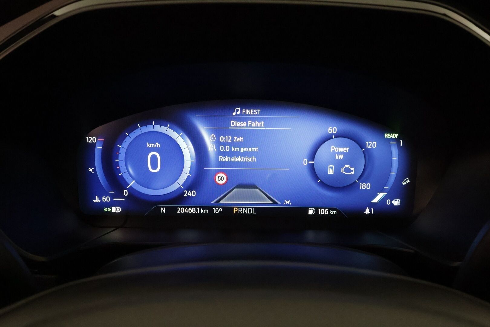 FORD KUGA 2023 2,5 Ladattava hybridi (PHEV)  CVT FWD ST-Line X ** HUD / Adapt.Vakkari / P.Kamera / LED-valot / Bang&Olufsen / Navi ** - 3,99 % KORKOTARJOUS TÄHÄN AUTOON - Akku Kuntotarkistettu!