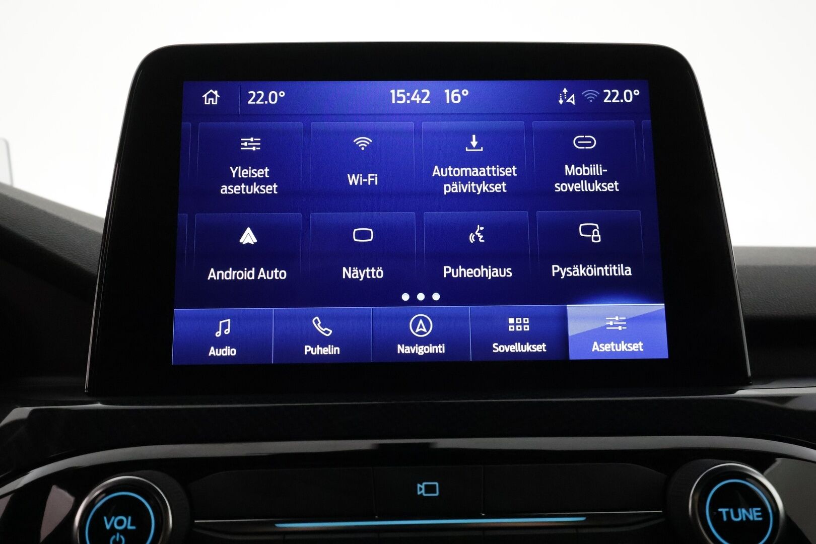 FORD KUGA 2023 2,5 Ladattava hybridi (PHEV)  CVT FWD ST-Line X ** HUD / Adapt.Vakkari / P.Kamera / LED-valot / Bang&Olufsen / Navi ** - 3,99 % KORKOTARJOUS TÄHÄN AUTOON - Akku Kuntotarkistettu!