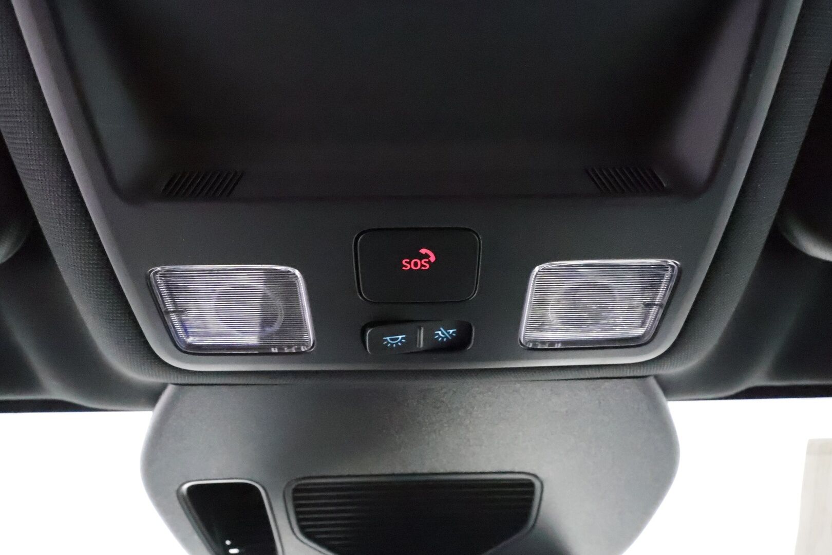 FORD KUGA 2023 2,5 Ladattava hybridi (PHEV)  CVT FWD ST-Line X ** HUD / Adapt.Vakkari / P.Kamera / LED-valot / Bang&Olufsen / Navi ** - 3,99 % KORKOTARJOUS TÄHÄN AUTOON - Akku Kuntotarkistettu!