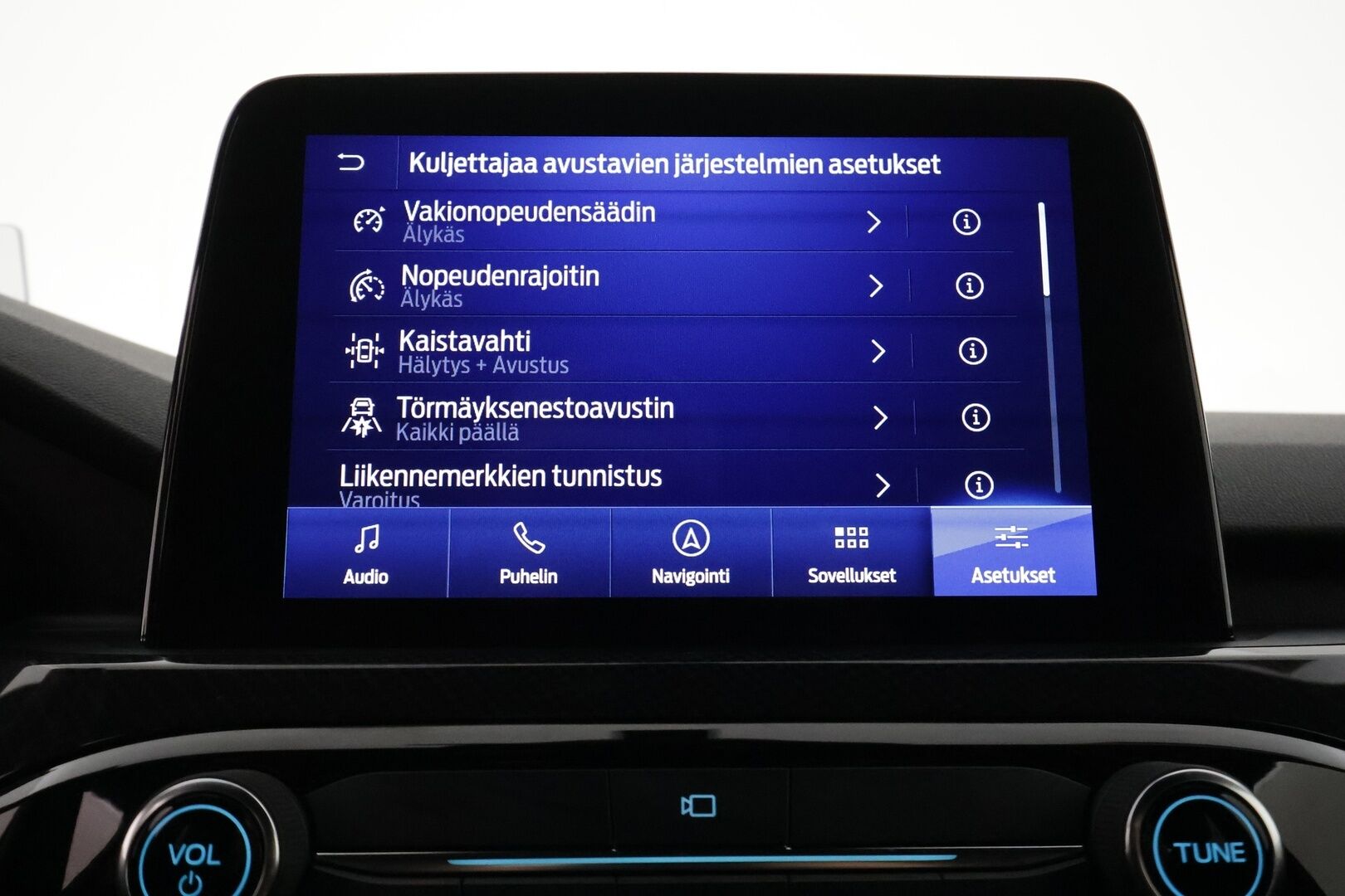 FORD KUGA 2023 2,5 Ladattava hybridi (PHEV)  CVT FWD ST-Line X ** HUD / Adapt.Vakkari / P.Kamera / LED-valot / Bang&Olufsen / Navi ** - 3,99 % KORKOTARJOUS TÄHÄN AUTOON - Akku Kuntotarkistettu!