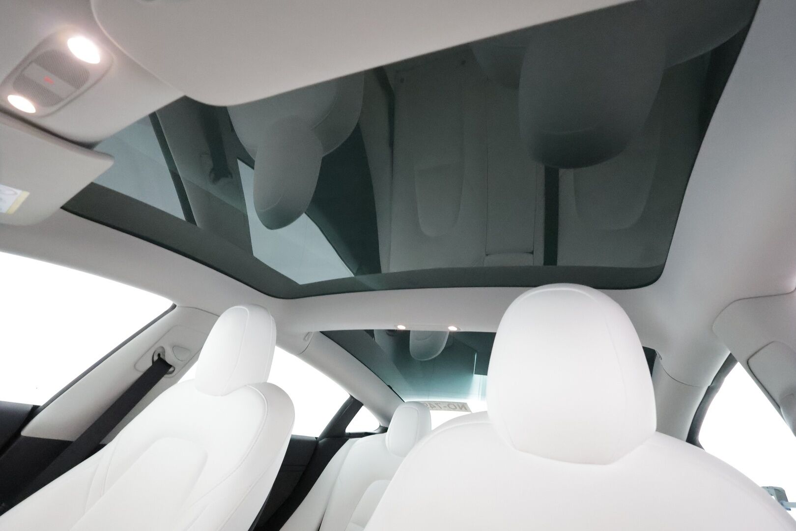 TESLA MODEL 3 2021 Performance Dual Motor ** Lasikatto / Lämpöpumppu / Adapt.Vakkari / LED-valot / P.Kamera / Premium Audio / Keyless ** - 2x Renkaat / Akku Kuntotarkistettu! 