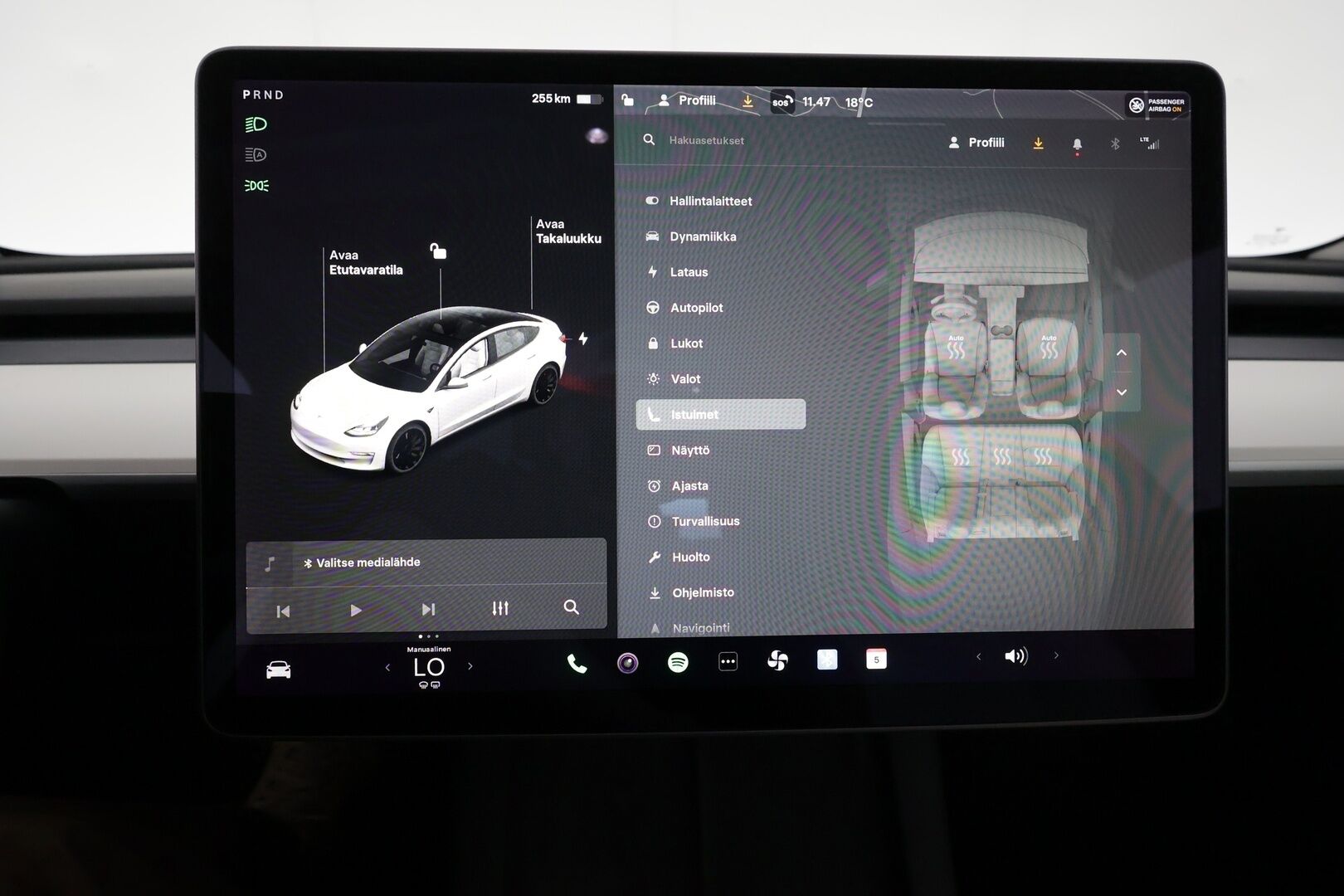 TESLA MODEL 3 2021 Performance Dual Motor ** Lasikatto / Lämpöpumppu / Adapt.Vakkari / LED-valot / P.Kamera / Premium Audio / Keyless ** - 2x Renkaat / Akku Kuntotarkistettu! 