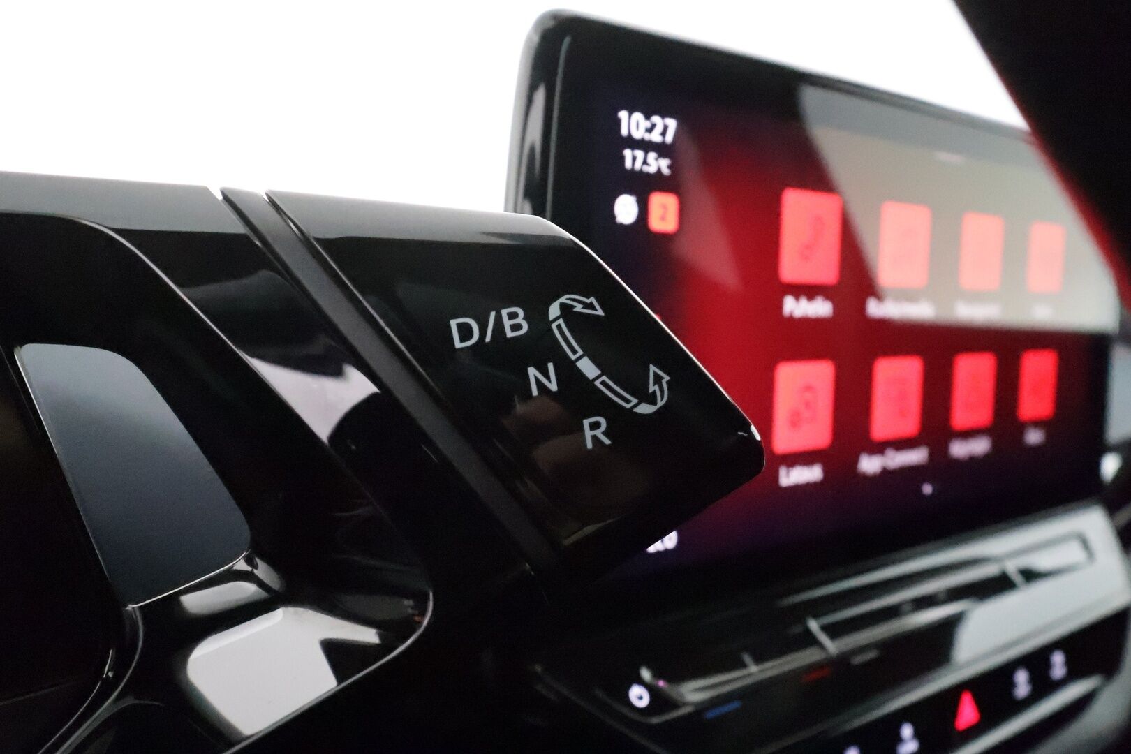 VOLKSWAGEN ID.5 2022 GTX Dual Motor AWD 77kWh **Lämpöpumppu / Vetokoukku / Adapt. vakkari / Matrix / P.kamera / Kahdet renkaat** - 3,99 % KORKOTARJOUS TÄHÄN AUTOON - Akku kuntotarkastettu / Todella siisti!