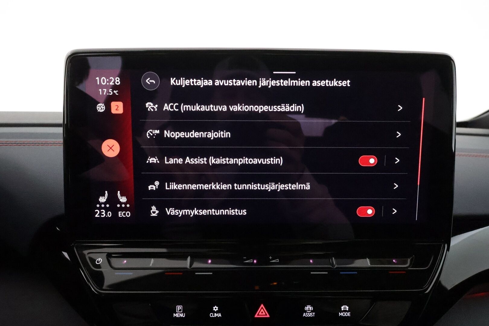 VOLKSWAGEN ID.5 2022 GTX Dual Motor AWD 77kWh **Lämpöpumppu / Vetokoukku / Adapt. vakkari / Matrix / P.kamera / Kahdet renkaat** - 3,99 % KORKOTARJOUS TÄHÄN AUTOON - Akku kuntotarkastettu / Todella siisti!
