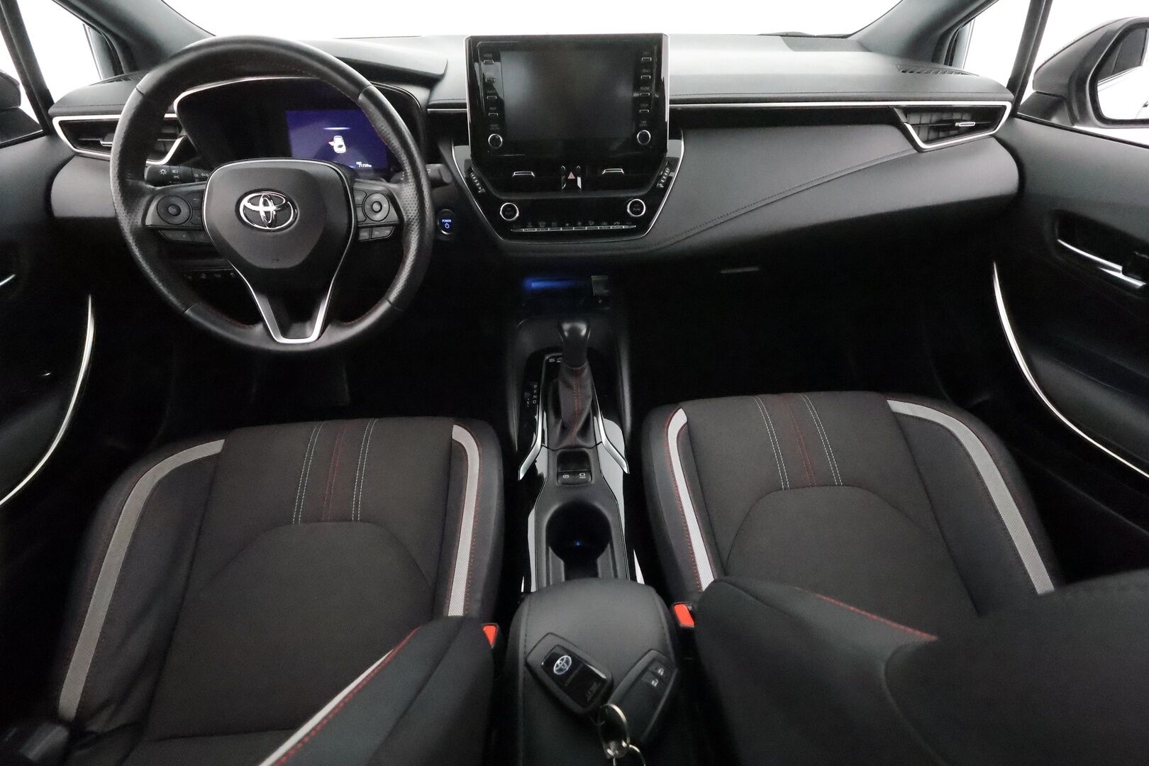 TOYOTA COROLLA 2021 Hatchback 2,0 Hybrid GR Sport **HUD / Digimittaristo / P-kamera / Adapt.Vakkari / LED / Apple&Android /KeylessGo**