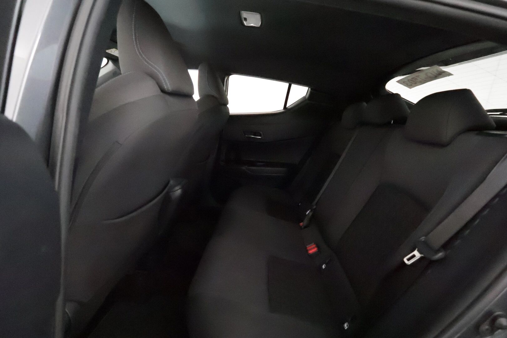 TOYOTA C-HR 2021 1.8 Hybrid X-Edition **Adapt. vakkari / Kaistavahti / Apple&Android / P.kamera / Keyless / Kahdet renkaat**