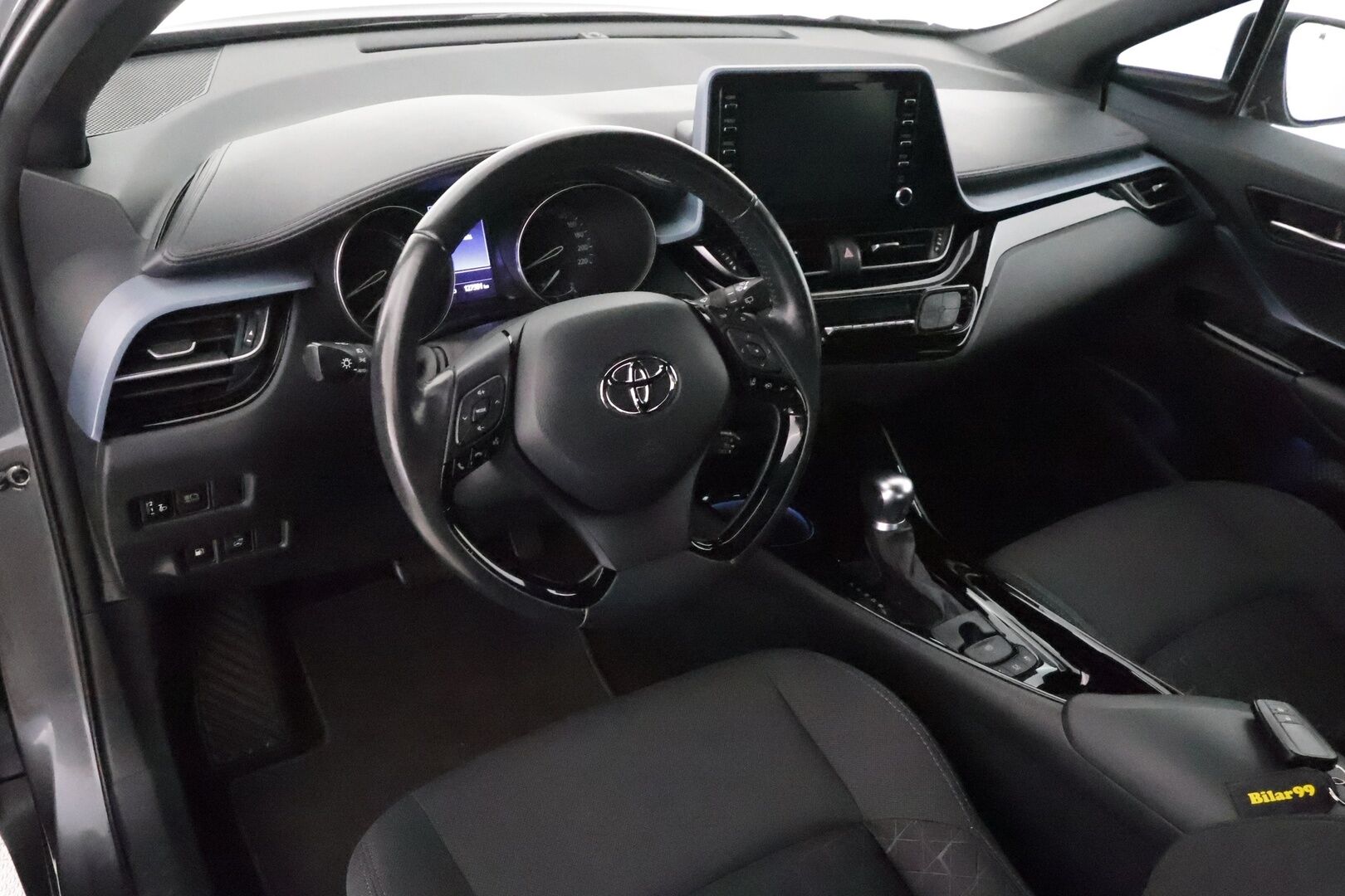 TOYOTA C-HR 2021 1.8 Hybrid X-Edition **Adapt. vakkari / Kaistavahti / Apple&Android / P.kamera / Keyless / Kahdet renkaat**