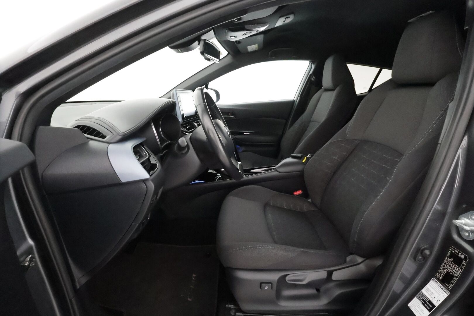 TOYOTA C-HR 2021 1.8 Hybrid X-Edition **Adapt. vakkari / Kaistavahti / Apple&Android / P.kamera / Keyless / Kahdet renkaat**