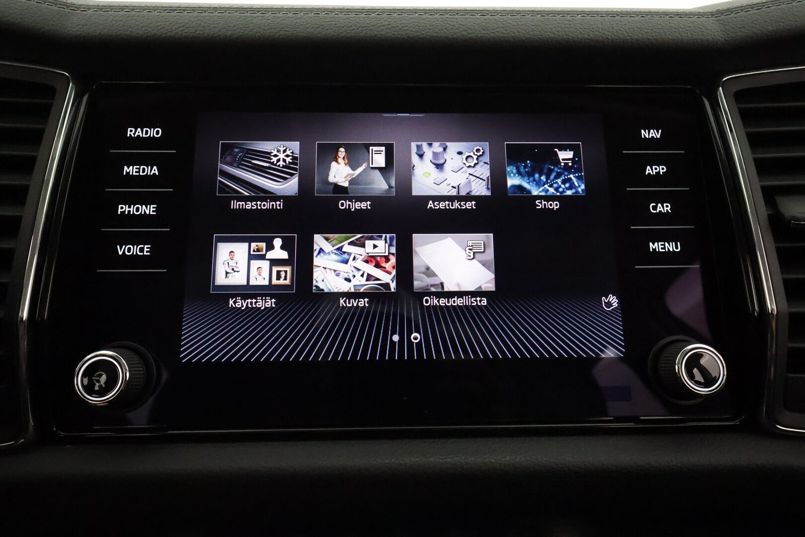 SKODA KODIAQ 2022 2.0TDI 4x4 200hp Style ** Webasto / Koukku / Adapt.Vakkari / Matrix-LED / P.Kamera / Canton / KeylessGO ** - 3,99 % KORKOTARJOUS TÄHÄN AUTOON - Juuri saapunut / Kaksilla renkailla!*