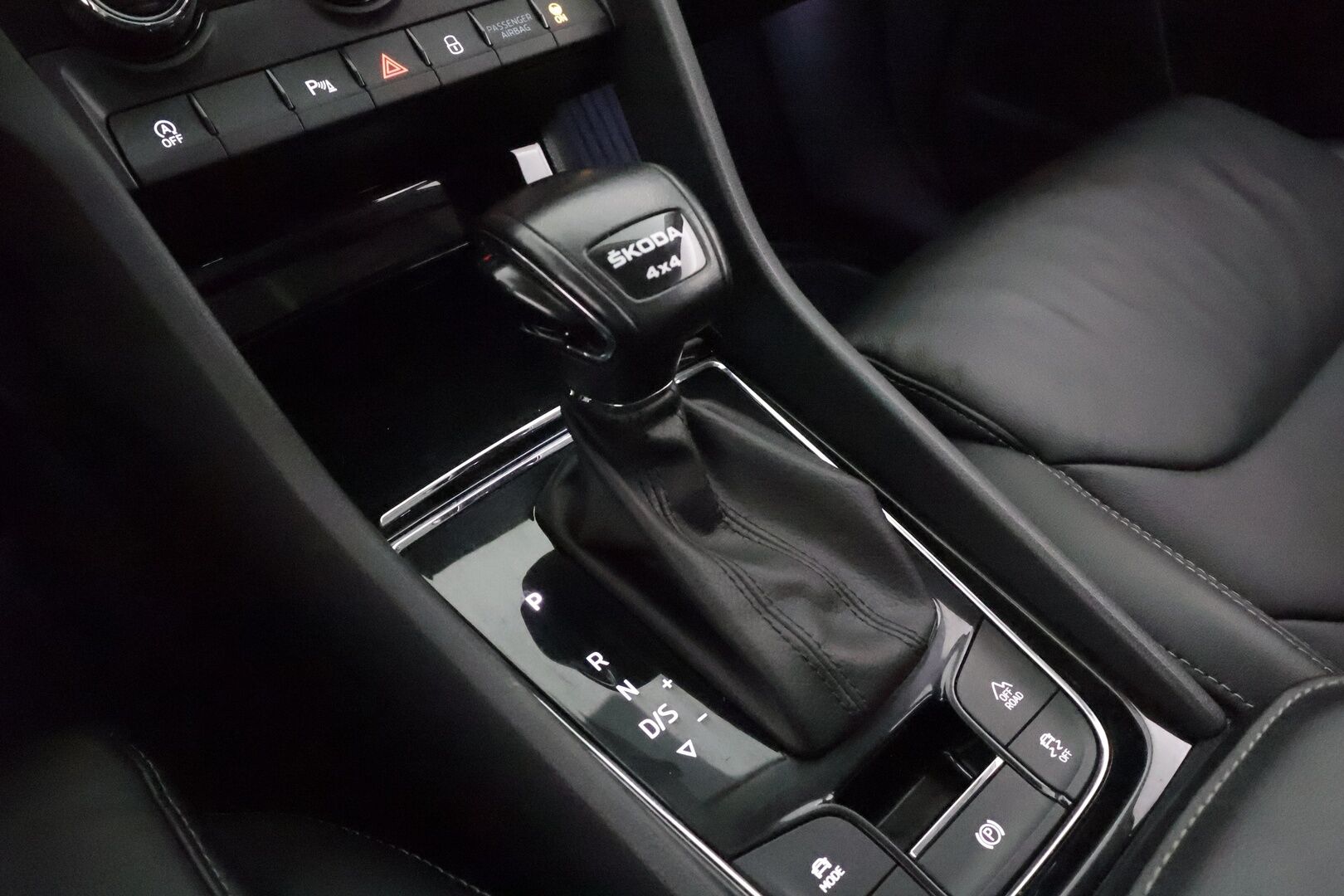 SKODA KODIAQ 2022 2.0TDI 4x4 200hp Style ** Webasto / Koukku / Adapt.Vakkari / Matrix-LED / P.Kamera / Canton / KeylessGO ** - 3,99 % KORKOTARJOUS TÄHÄN AUTOON - Juuri saapunut / Kaksilla renkailla!*
