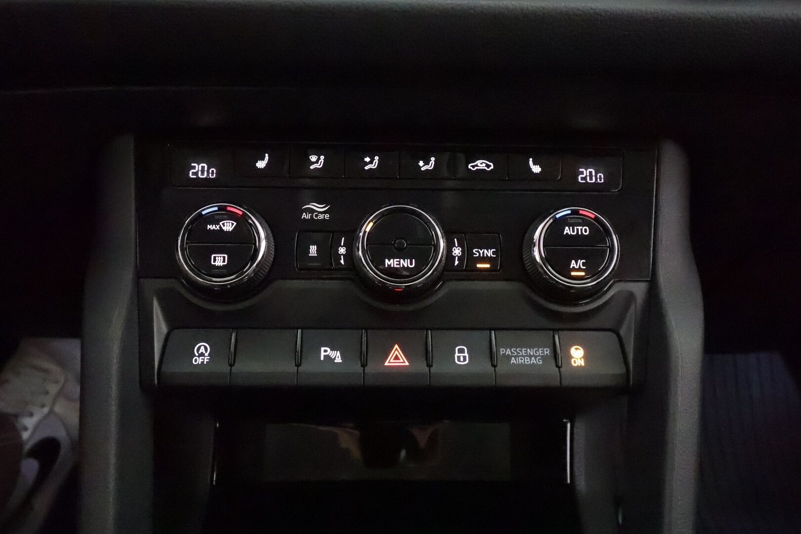 SKODA KODIAQ 2022 2.0TDI 4x4 200hp Style ** Webasto / Koukku / Adapt.Vakkari / Matrix-LED / P.Kamera / Canton / KeylessGO ** - 3,99 % KORKOTARJOUS TÄHÄN AUTOON - Juuri saapunut / Kaksilla renkailla!*